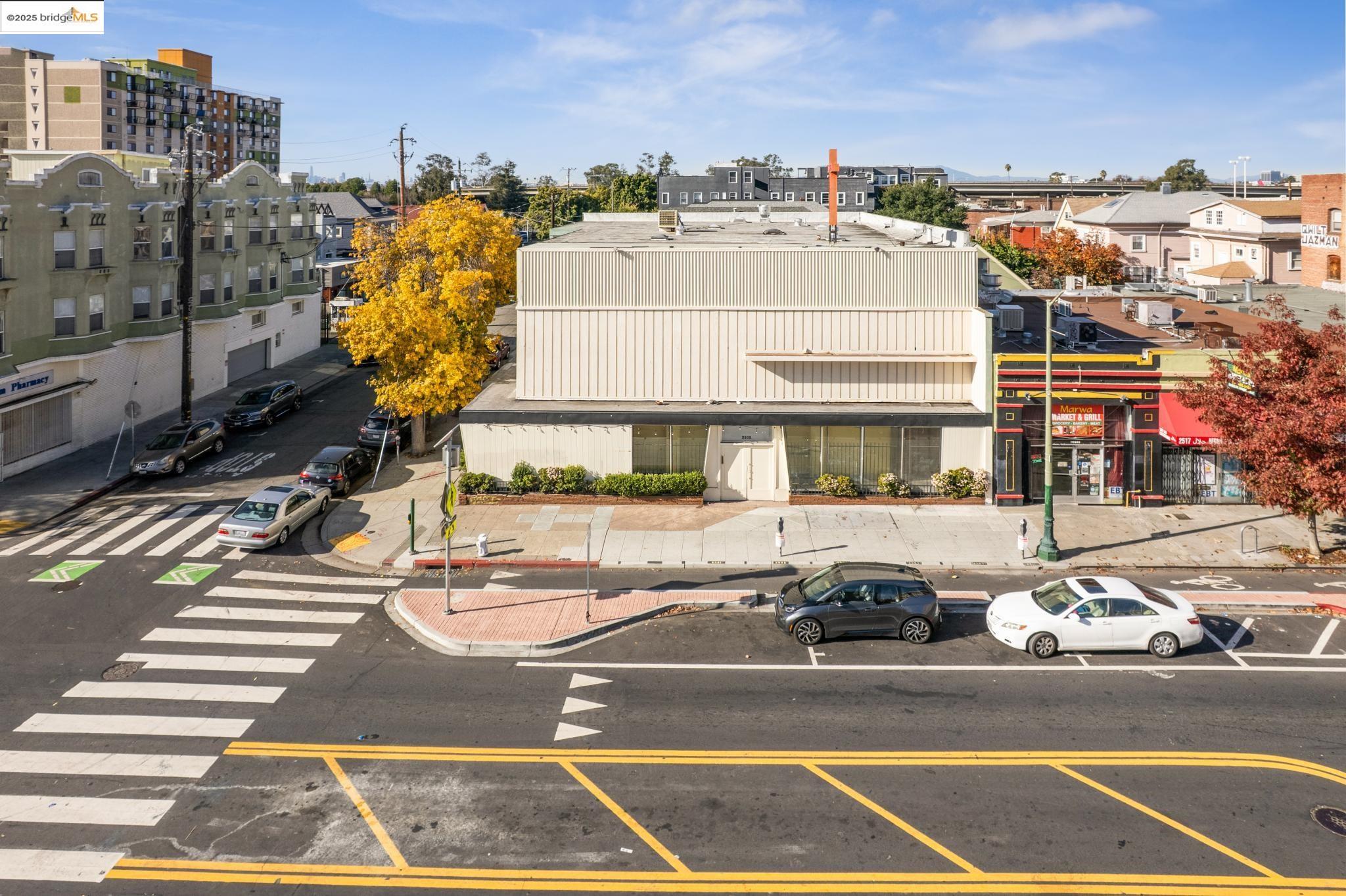 Detail Gallery Image 2 of 60 For 2505 Telegraph Ave, Oakland,  CA 94612 - – Beds | – Baths