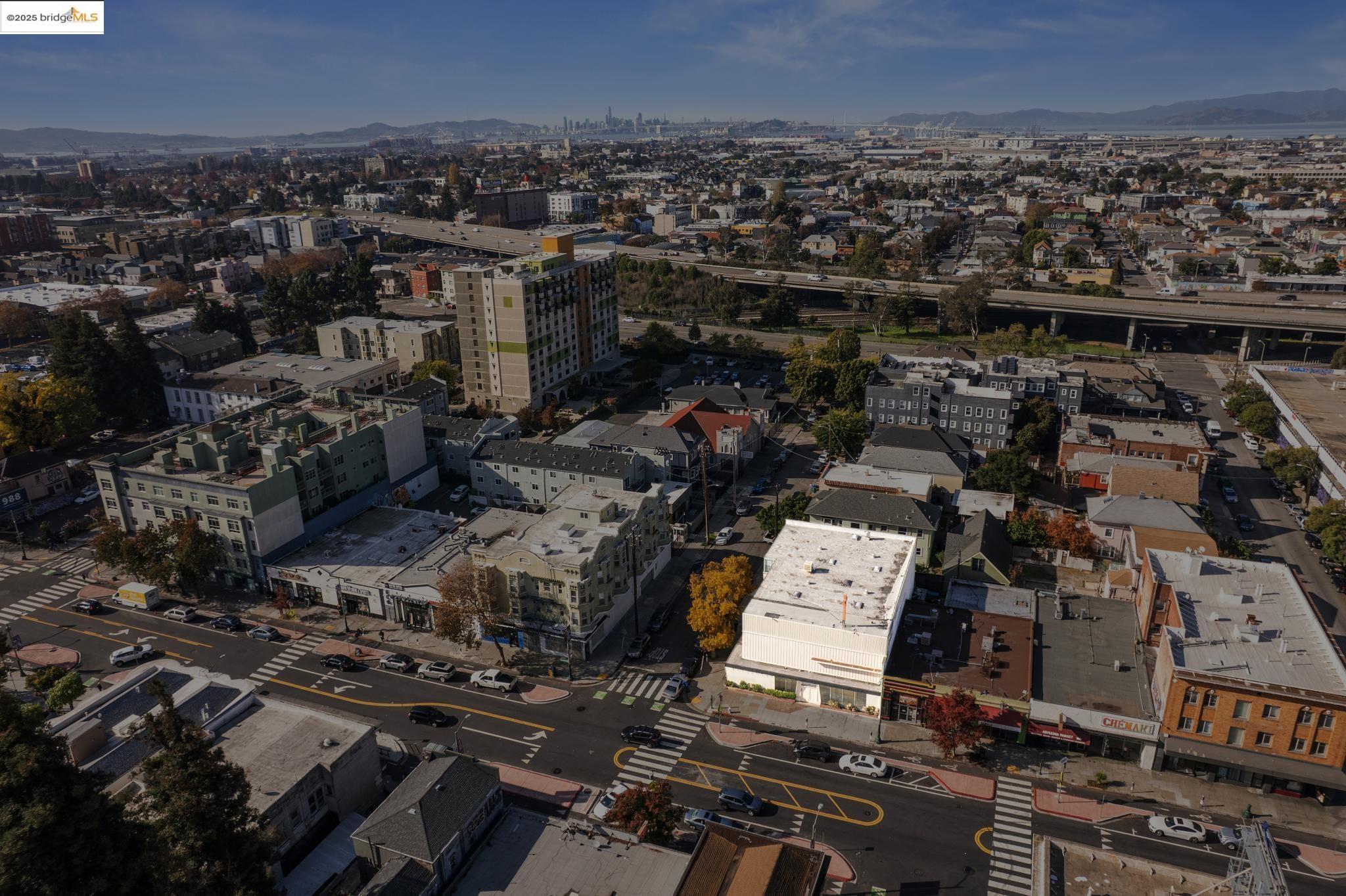 Detail Gallery Image 5 of 60 For 2505 Telegraph Ave, Oakland,  CA 94612 - – Beds | – Baths