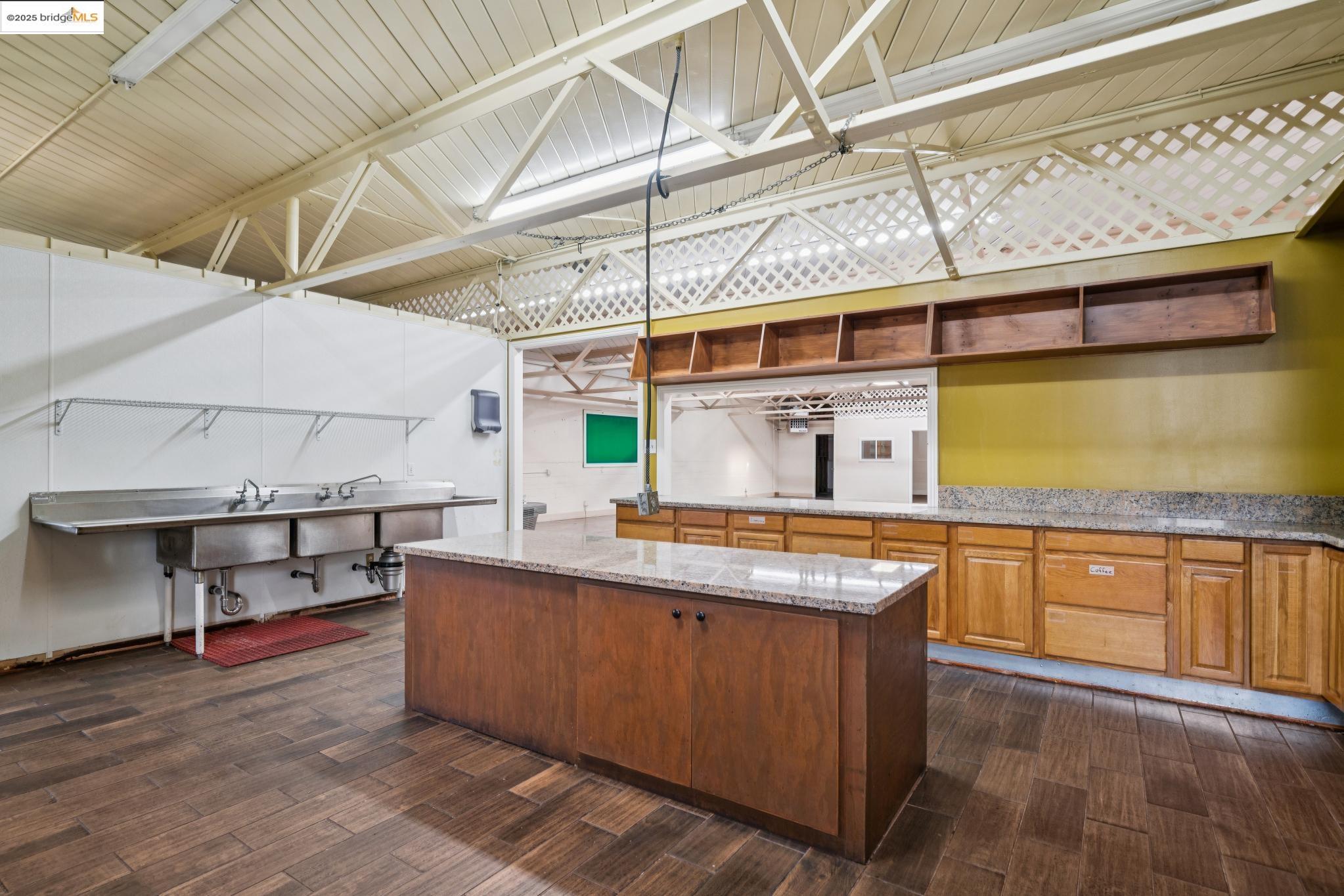 Detail Gallery Image 48 of 60 For 2505 Telegraph Ave, Oakland,  CA 94612 - – Beds | – Baths