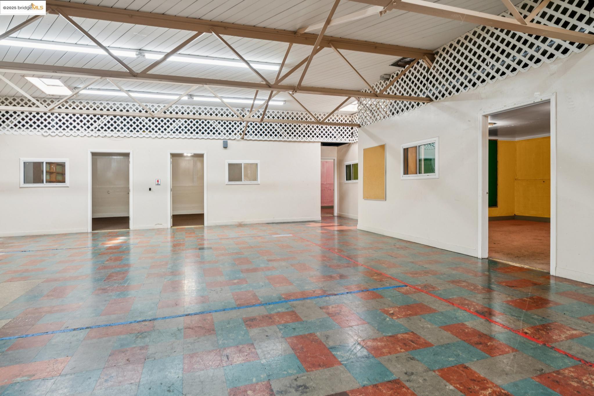 Detail Gallery Image 49 of 60 For 2505 Telegraph Ave, Oakland,  CA 94612 - – Beds | – Baths