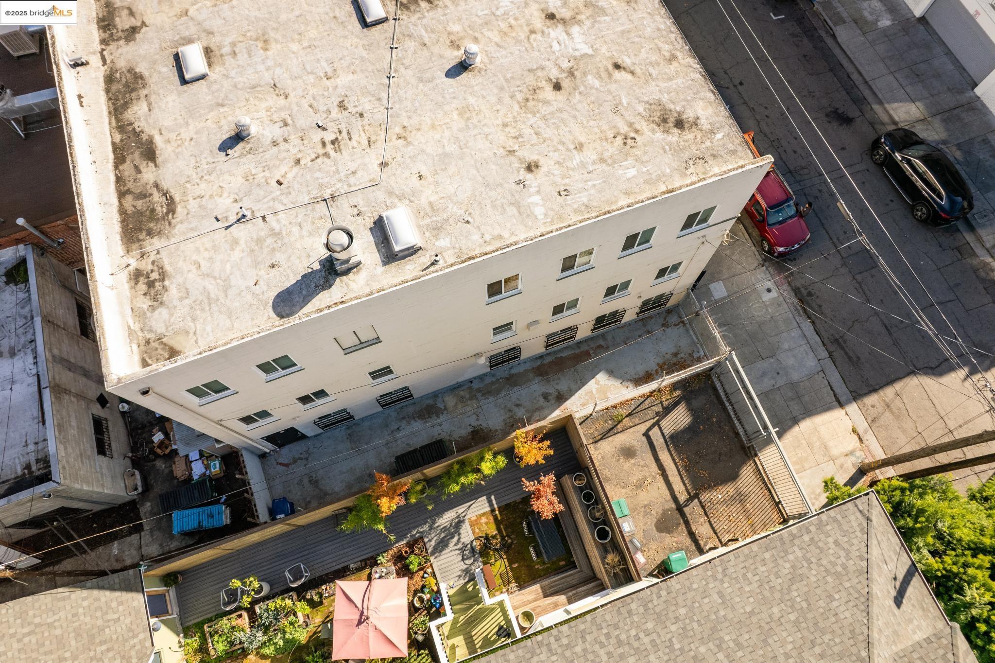 Detail Gallery Image 9 of 60 For 2505 Telegraph Ave, Oakland,  CA 94612 - – Beds | – Baths