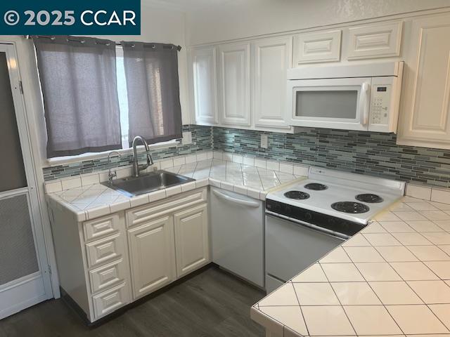 Photo #17: 41118824 Listing: Photo #17