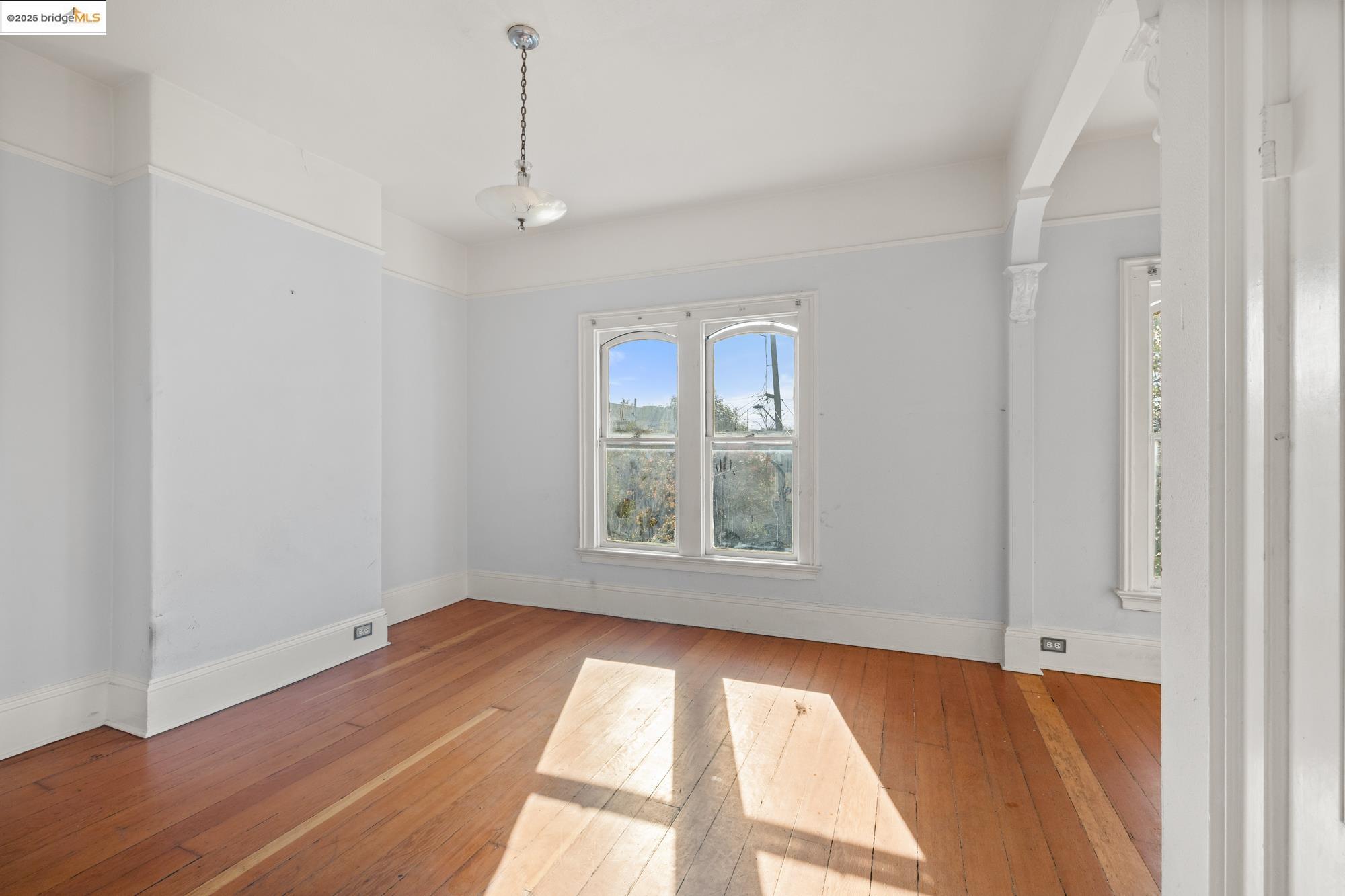 Detail Gallery Image 18 of 52 For 1746 8th St, Oakland,  CA 94607 - 3 Beds | 1/1 Baths