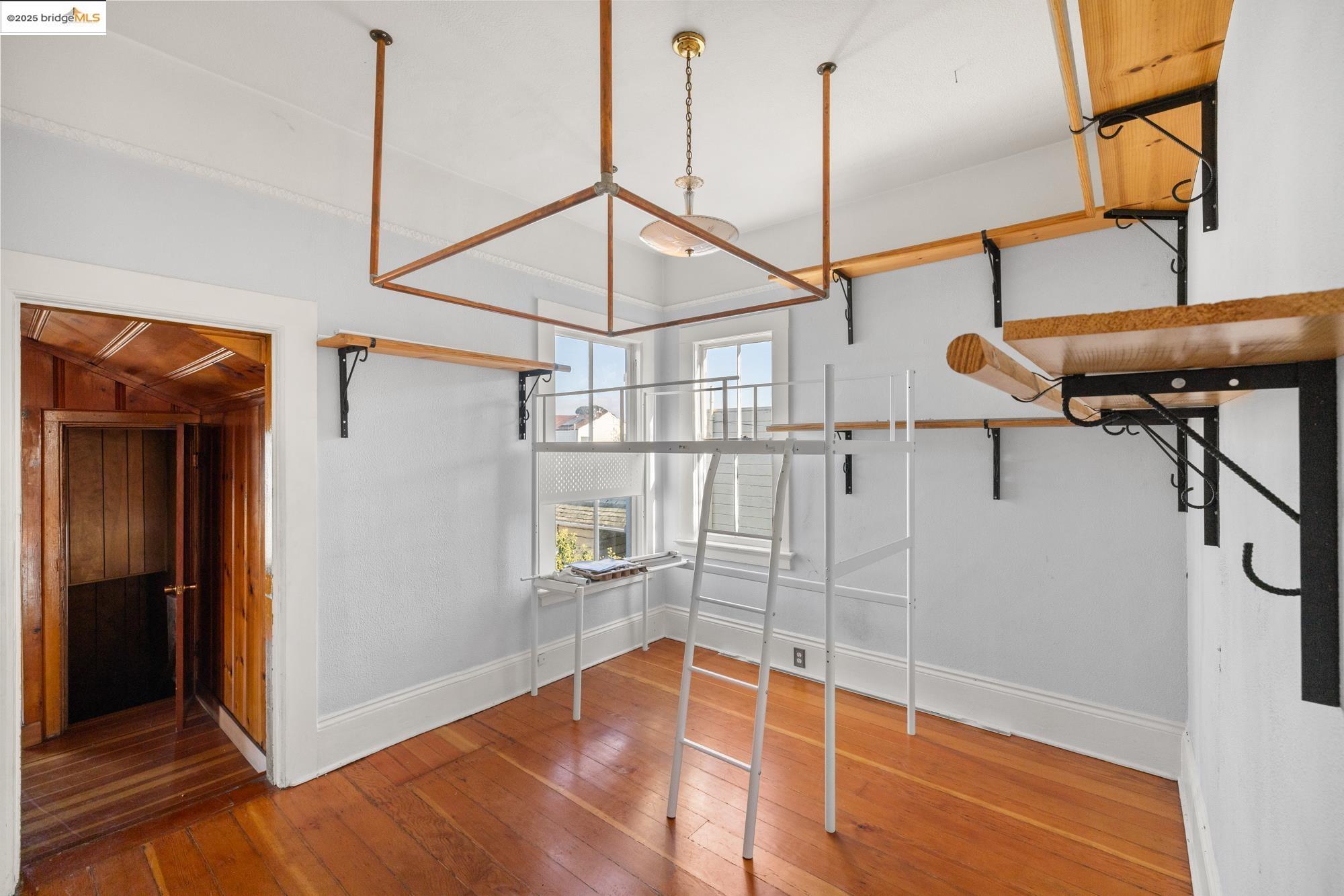 Detail Gallery Image 28 of 52 For 1746 8th St, Oakland,  CA 94607 - 3 Beds | 1/1 Baths