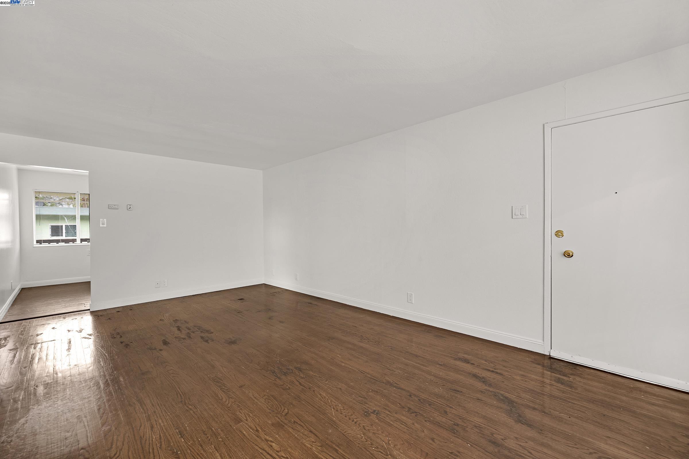 Detail Gallery Image 11 of 31 For 3328 66th Ave, Oakland,  CA 94605 - – Beds | – Baths