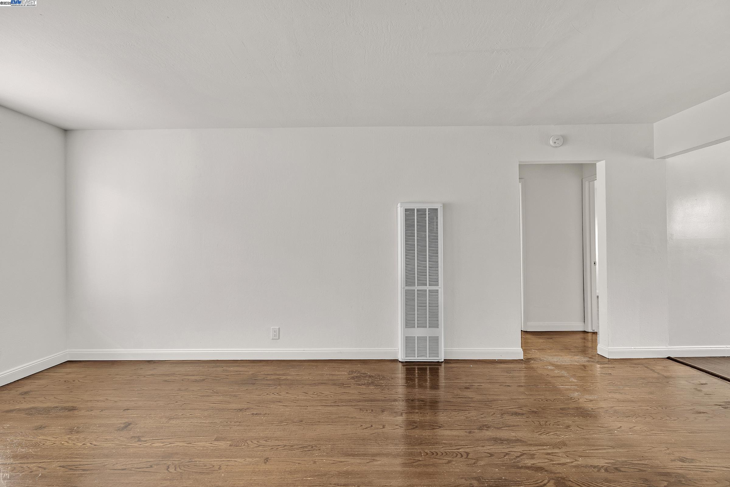 Detail Gallery Image 13 of 31 For 3328 66th Ave, Oakland,  CA 94605 - – Beds | – Baths