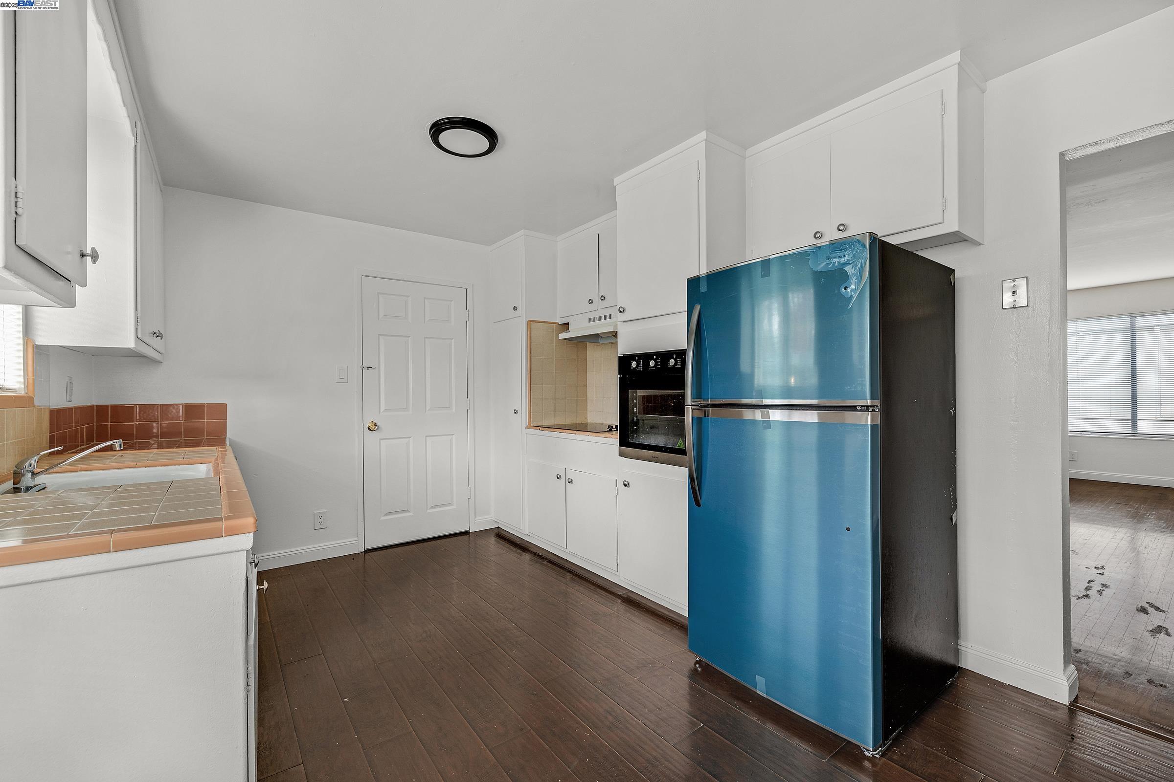 Detail Gallery Image 17 of 31 For 3328 66th Ave, Oakland,  CA 94605 - – Beds | – Baths