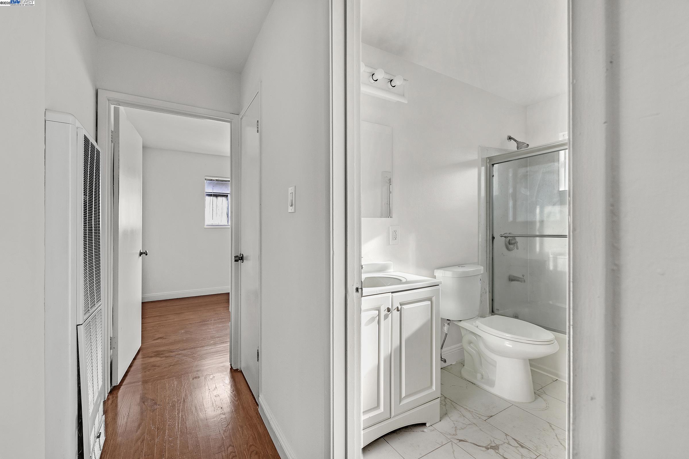 Detail Gallery Image 26 of 31 For 3328 66th Ave, Oakland,  CA 94605 - – Beds | – Baths