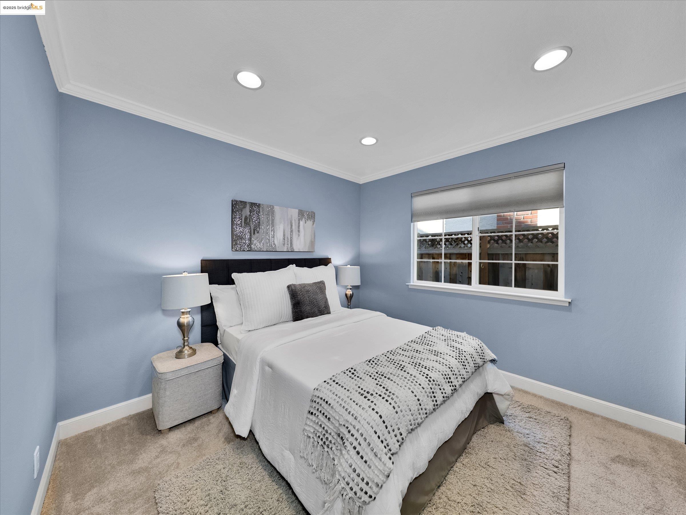 Detail Gallery Image 25 of 36 For 224 Woodbridge Cir, San Mateo,  CA 94403 - 3 Beds | 2 Baths
