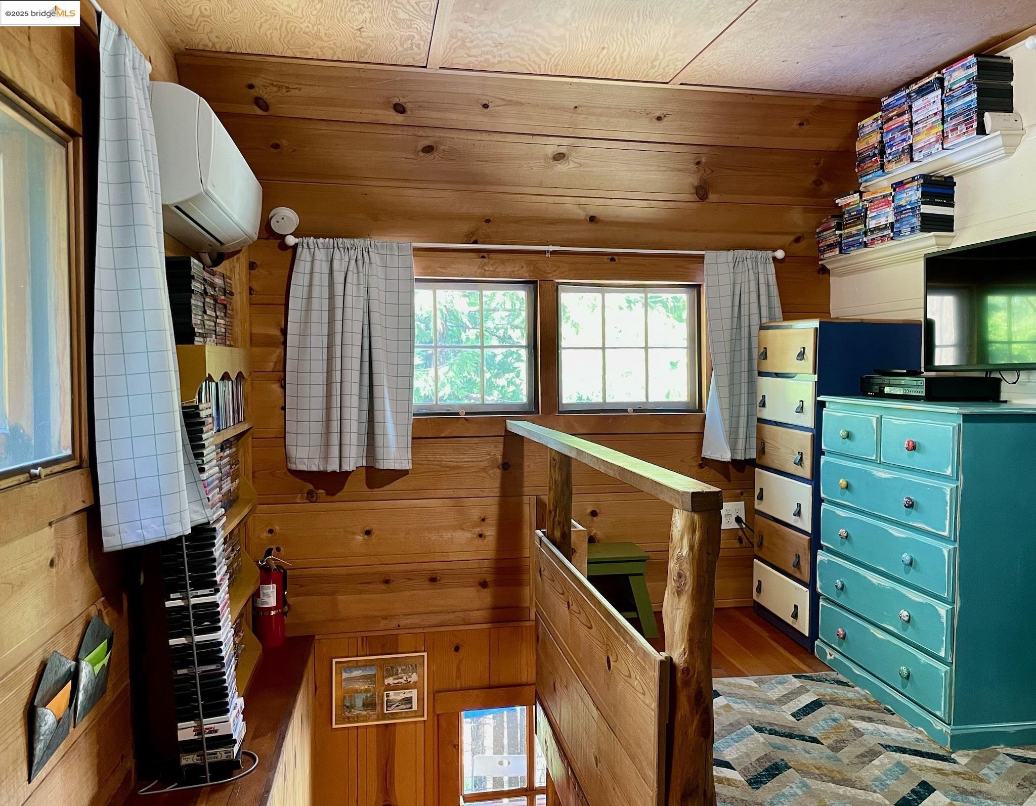 Detail Gallery Image 17 of 30 For 340 Lakeshore  Drive, Pinecrest,  CA 95364 - 2 Beds | 1 Baths