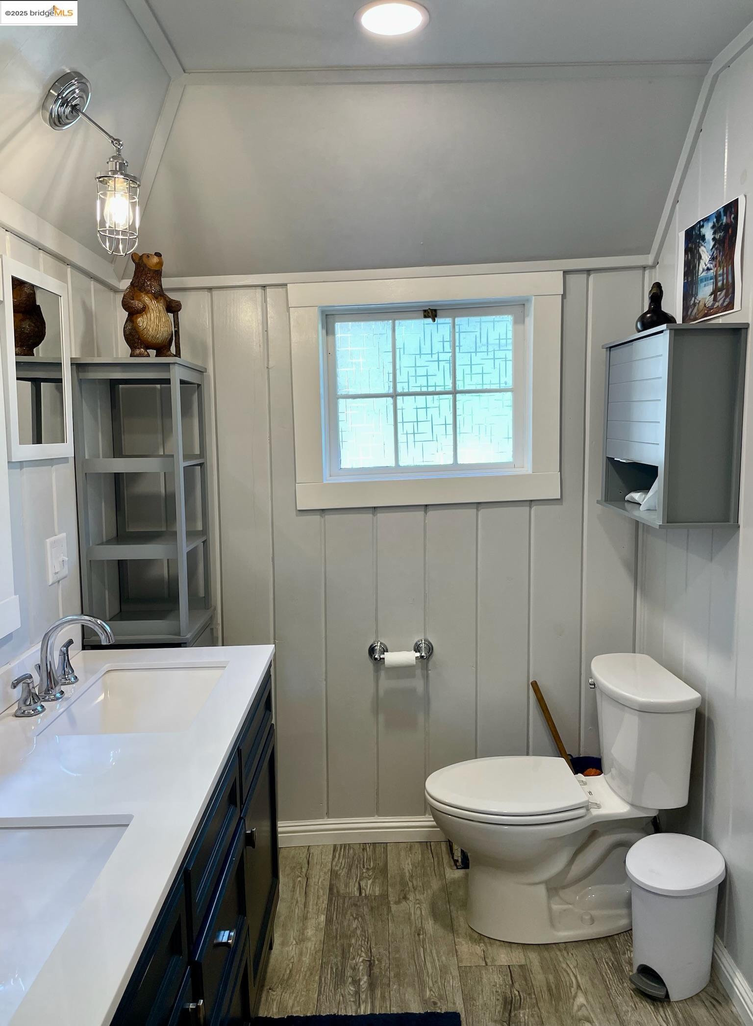 Detail Gallery Image 20 of 30 For 340 Lakeshore  Drive, Pinecrest,  CA 95364 - 2 Beds | 1 Baths