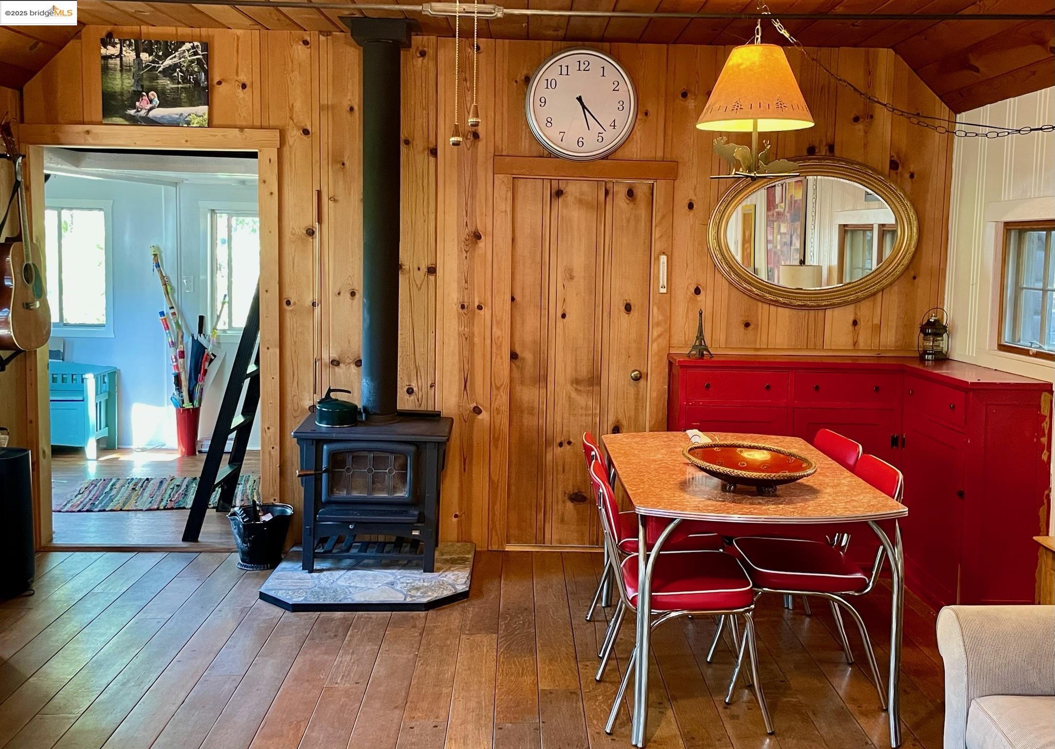 Detail Gallery Image 10 of 30 For 340 Lakeshore  Drive, Pinecrest,  CA 95364 - 2 Beds | 1 Baths