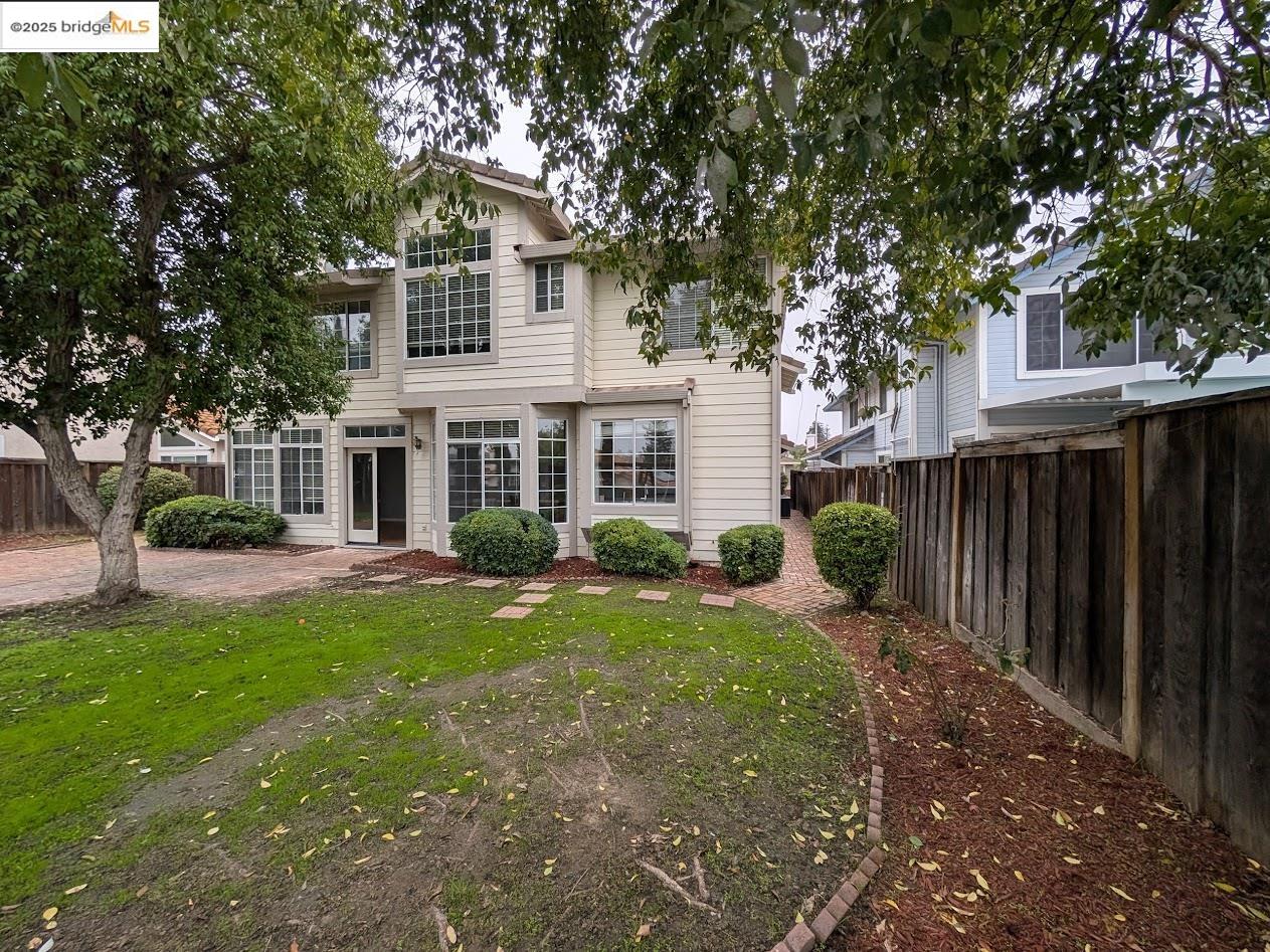 Detail Gallery Image 12 of 12 For 4731 Crestone Needle Way, Antioch,  CA 94531 - 4 Beds | 3 Baths