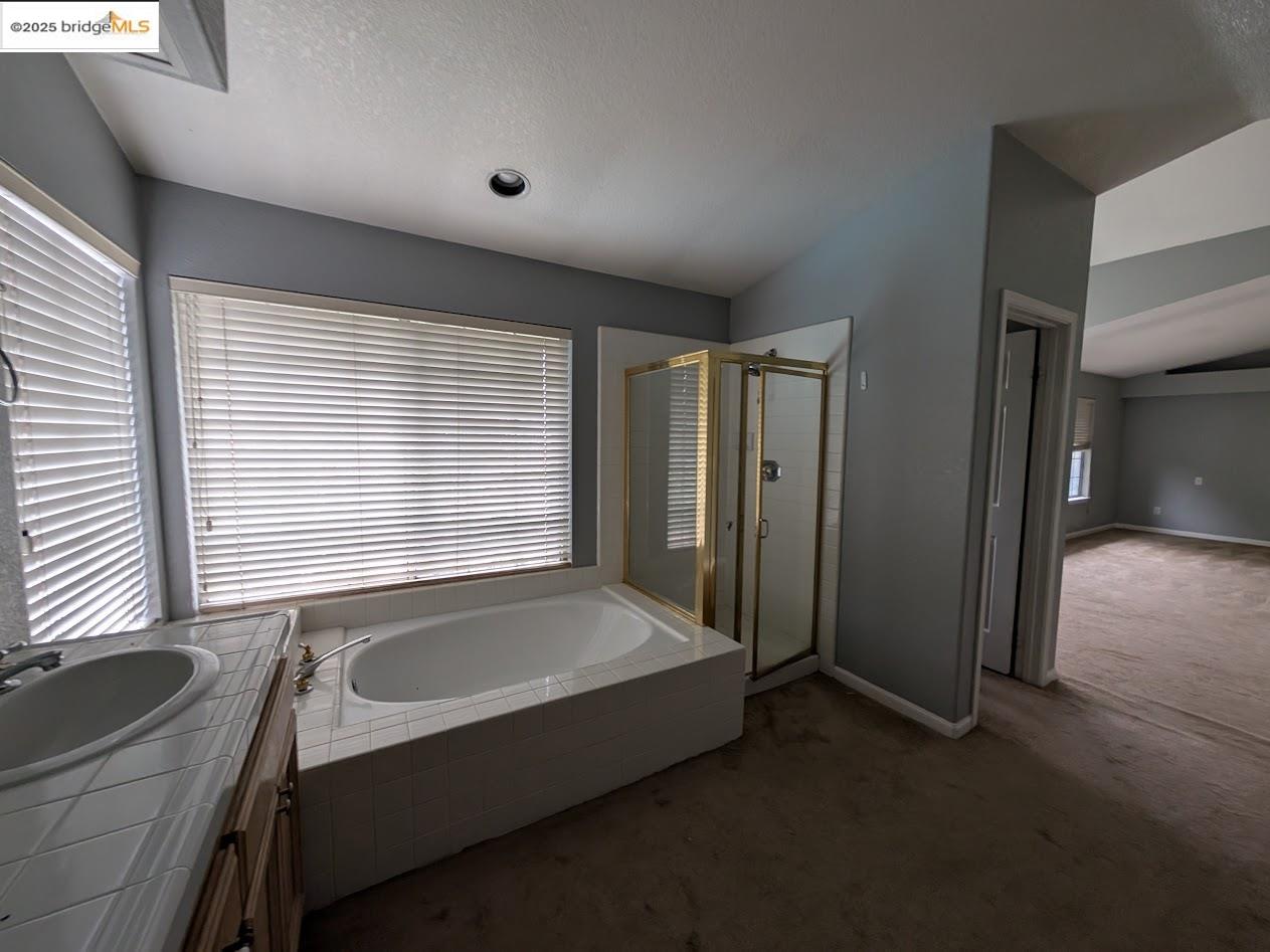 Detail Gallery Image 9 of 12 For 4731 Crestone Needle Way, Antioch,  CA 94531 - 4 Beds | 3 Baths