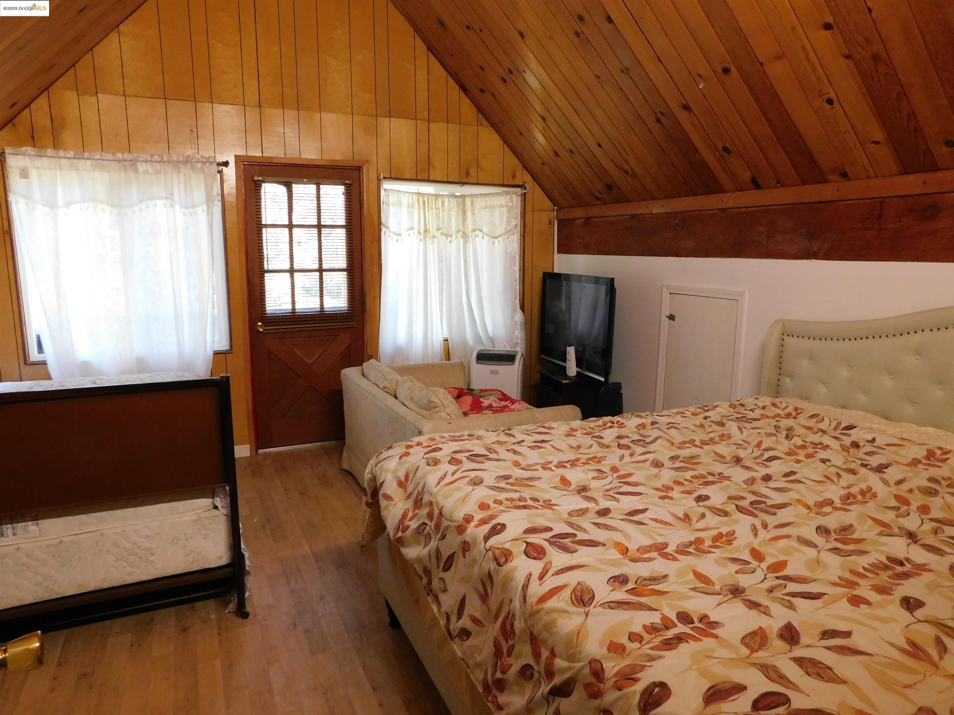 Detail Gallery Image 14 of 30 For 21546 Crystal Falls Dr., Sonora,  CA 95370-9160 - 3 Beds | 1/1 Baths