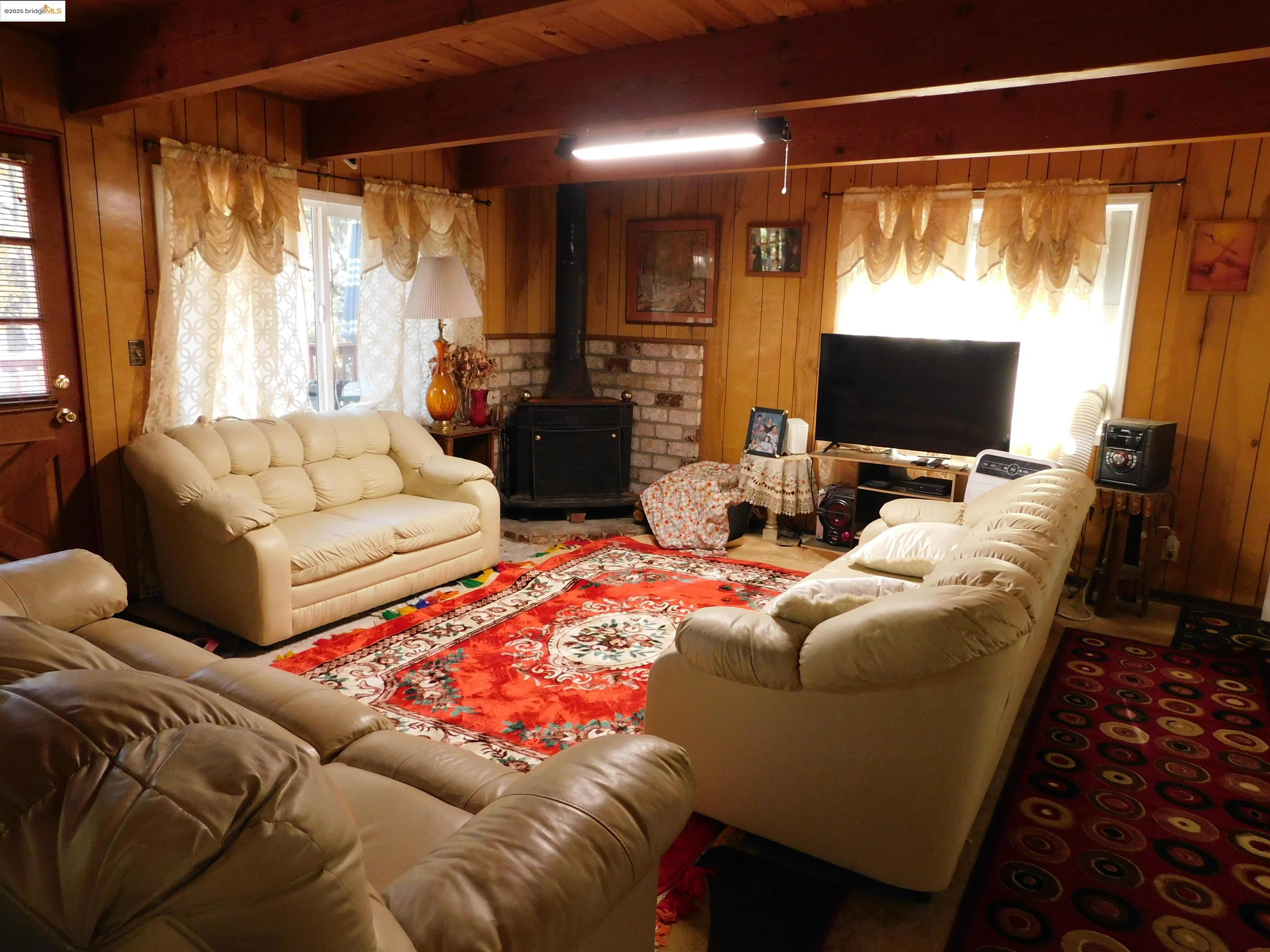 Detail Gallery Image 9 of 30 For 21546 Crystal Falls Dr., Sonora,  CA 95370-9160 - 3 Beds | 1/1 Baths