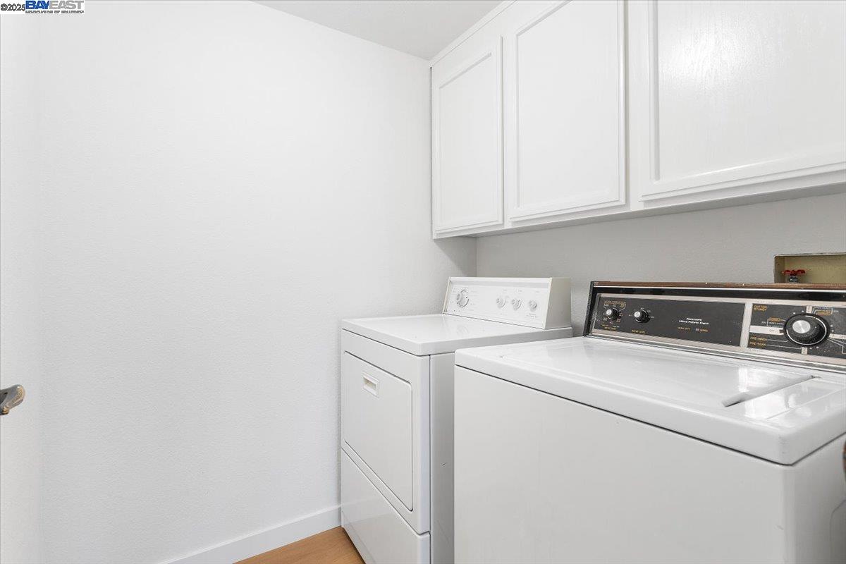 Detail Gallery Image 17 of 21 For 303 Delmonte Way, Pinole,  CA 94564 - 3 Beds | 2/1 Baths