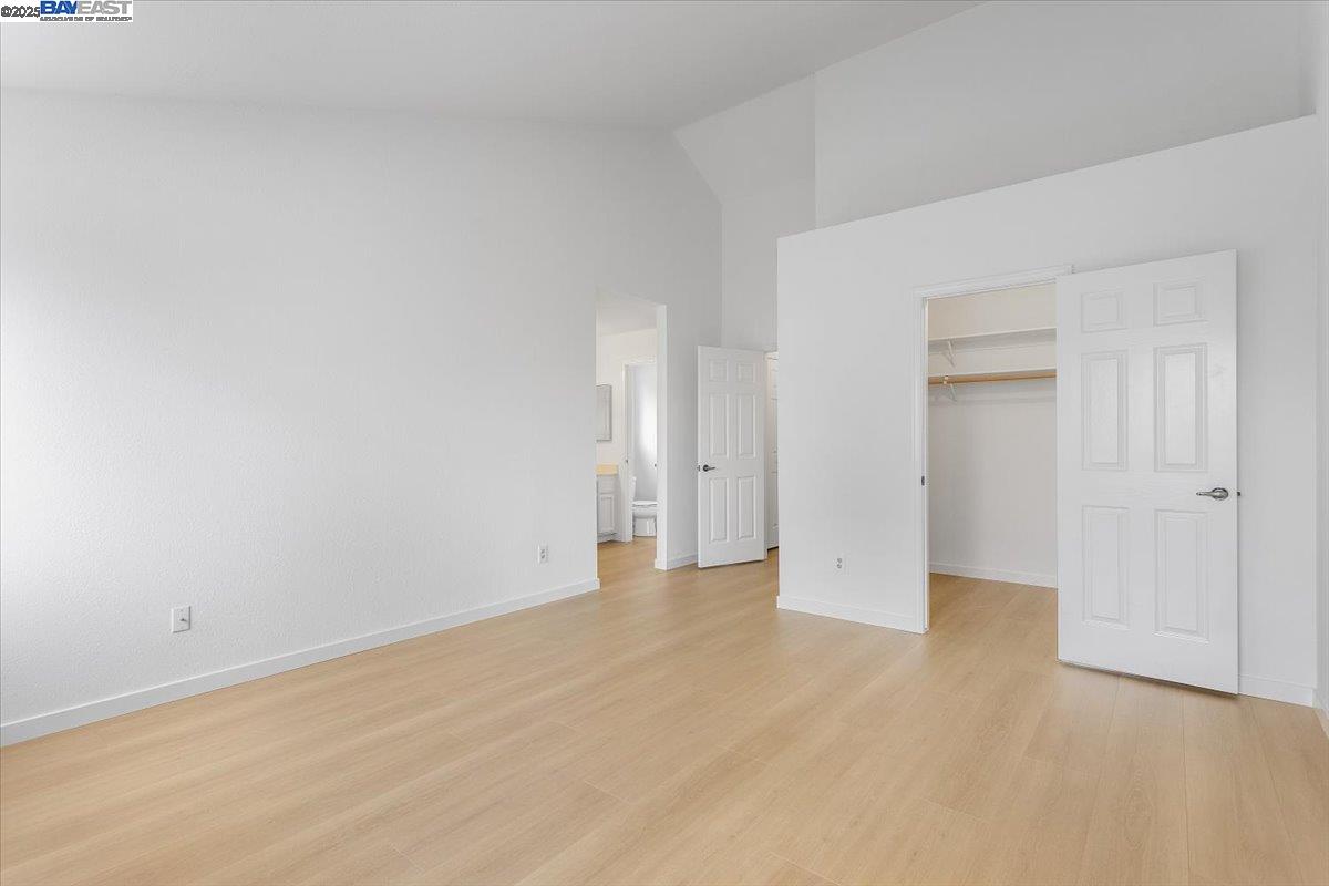 Detail Gallery Image 9 of 21 For 303 Delmonte Way, Pinole,  CA 94564 - 3 Beds | 2/1 Baths