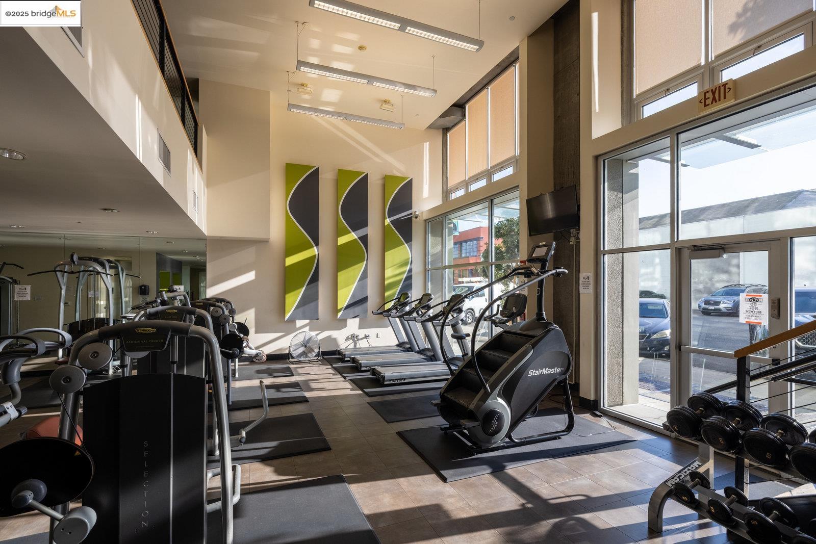 Detail Gallery Image 13 of 32 For 311 Oak Street #829,  Oakland,  CA 94607 - 1 Beds | 1 Baths