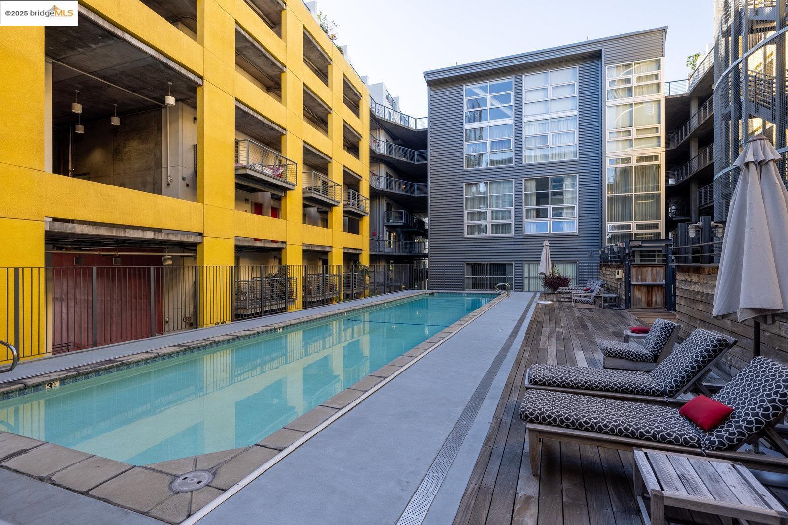 Detail Gallery Image 5 of 32 For 311 Oak Street #829,  Oakland,  CA 94607 - 1 Beds | 1 Baths