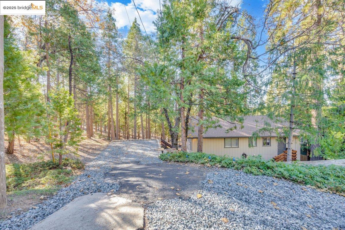 Detail Gallery Image 32 of 43 For 19842 Wanita Ln, Twain Harte,  CA 95383 - 3 Beds | 2 Baths