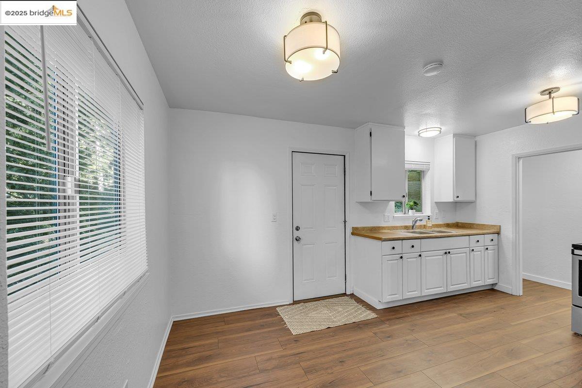 Detail Gallery Image 10 of 43 For 19842 Wanita Ln, Twain Harte,  CA 95383 - 3 Beds | 2 Baths