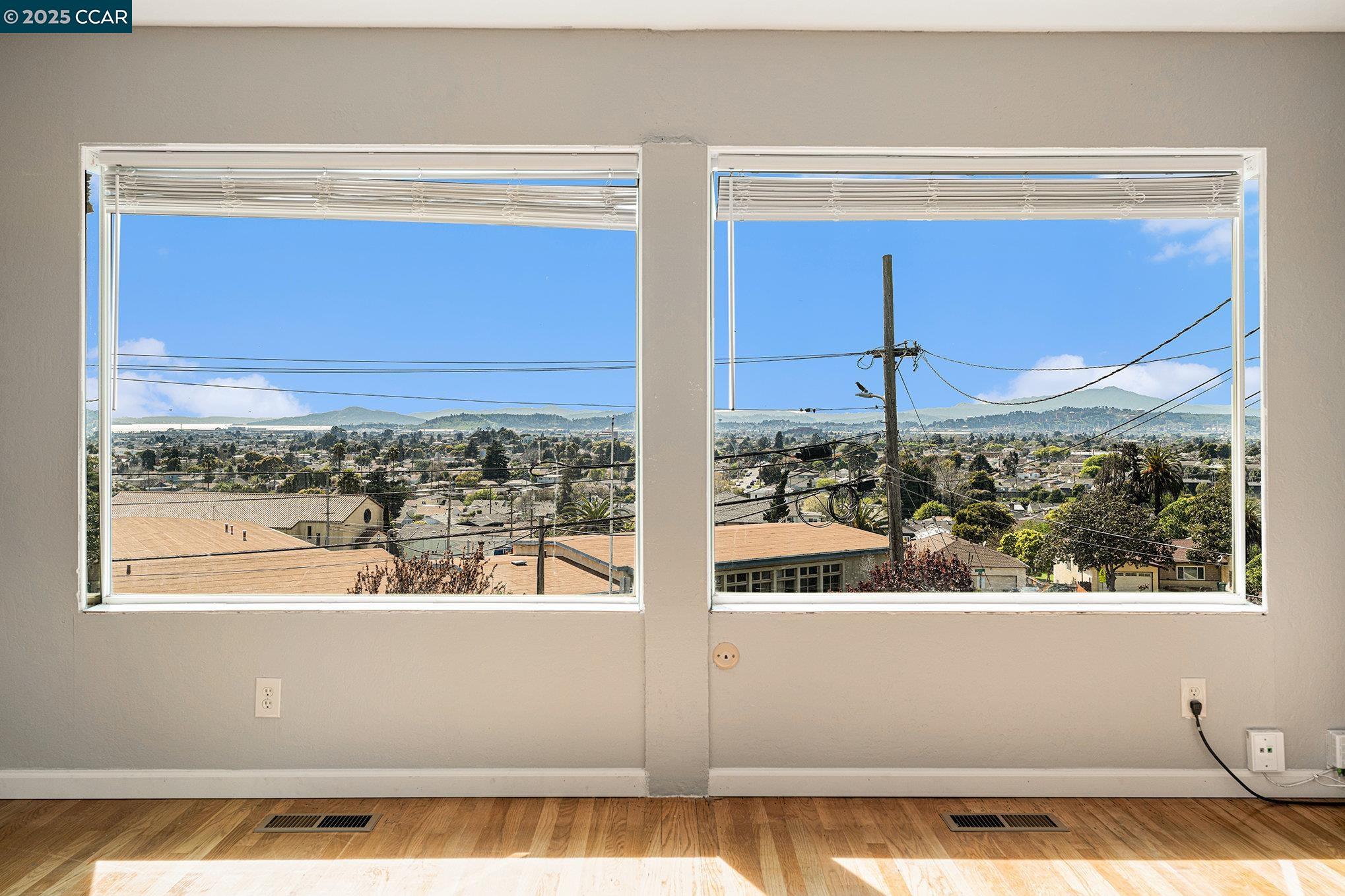 Detail Gallery Image 14 of 47 For 5955 Ralston Ave, Richmond,  CA 94805 - 3 Beds | 2/1 Baths