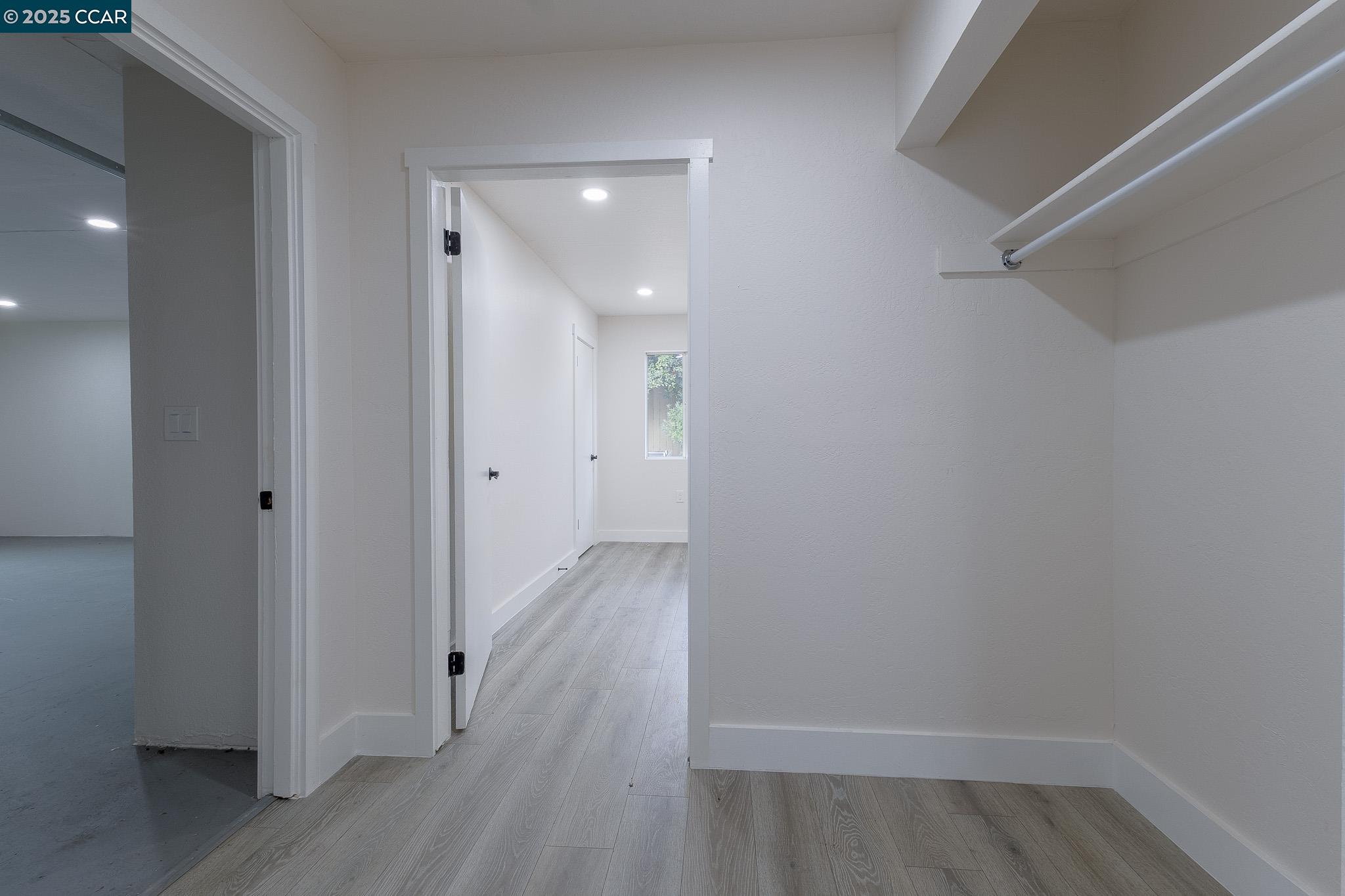 Detail Gallery Image 22 of 29 For 19896 Bear Valley Rd, Hidden Valley Lake,  CA 95467 - 3 Beds | 2 Baths