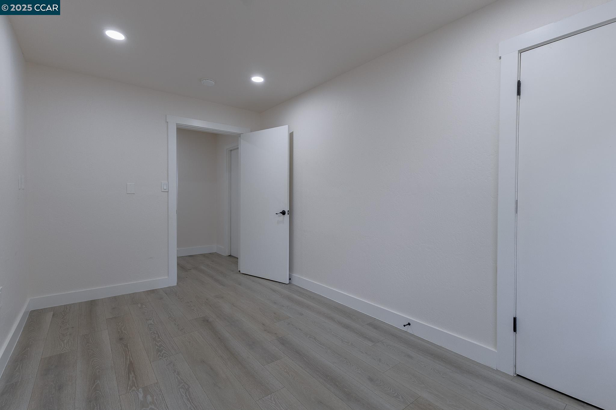 Detail Gallery Image 24 of 29 For 19896 Bear Valley Rd, Hidden Valley Lake,  CA 95467 - 3 Beds | 2 Baths