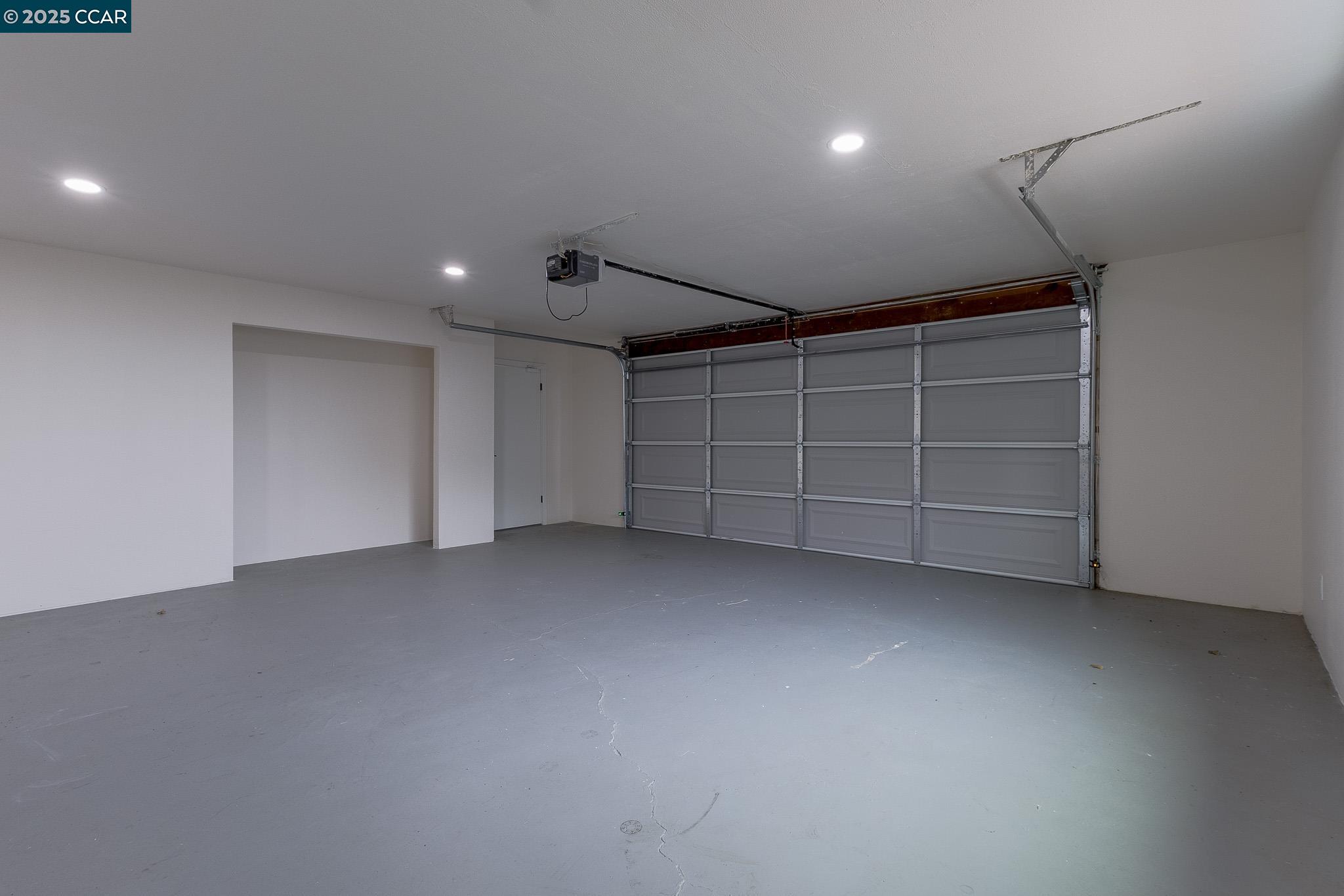 Detail Gallery Image 25 of 29 For 19896 Bear Valley Rd, Hidden Valley Lake,  CA 95467 - 3 Beds | 2 Baths