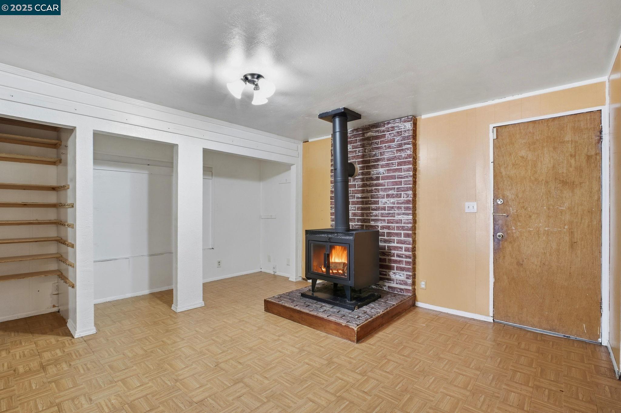 Detail Gallery Image 11 of 35 For 19736 Royal Ave, Hayward,  CA 94541 - 3 Beds | 1 Baths