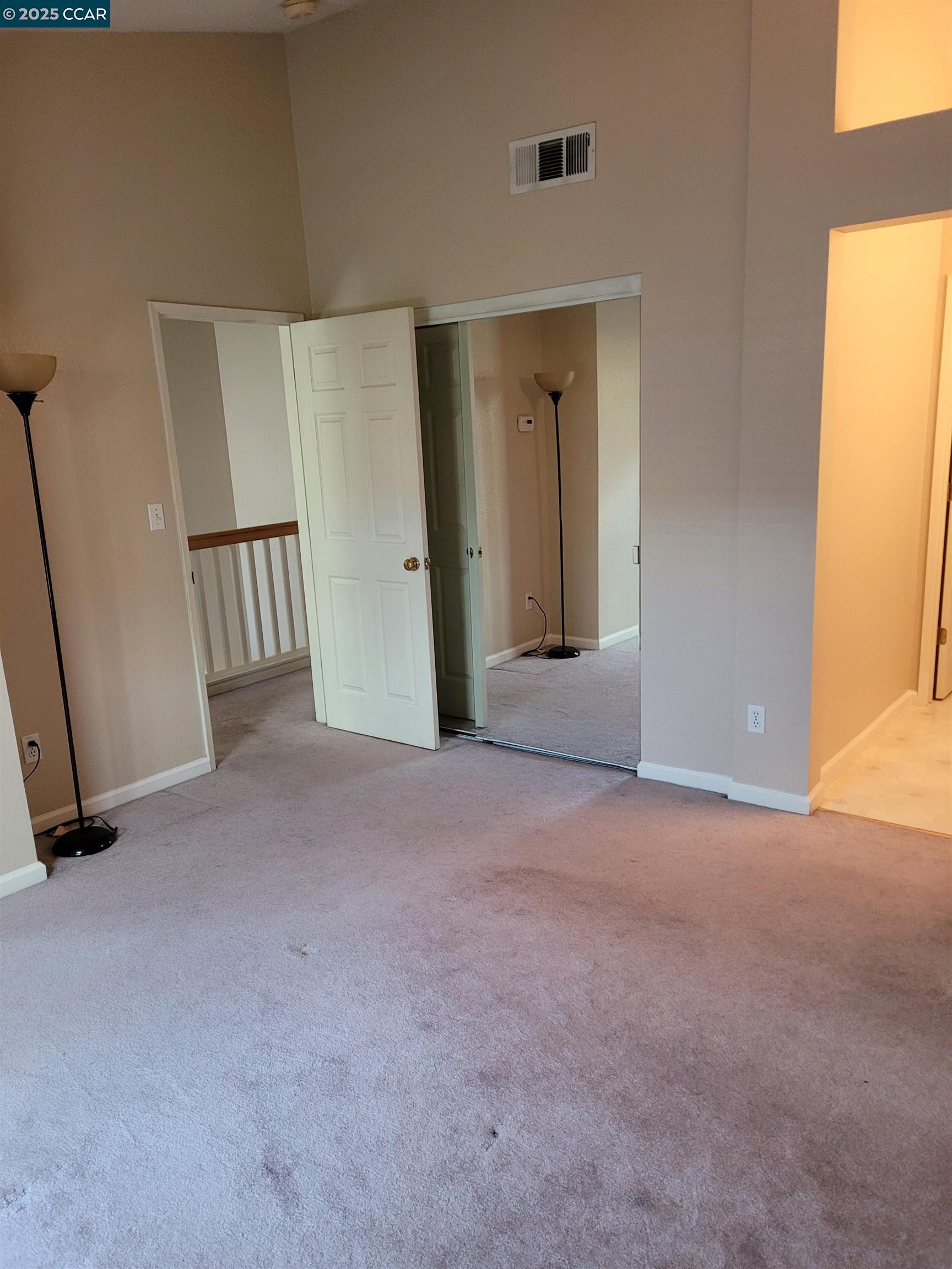 Detail Gallery Image 11 of 19 For 4764 Central Pkwy, Dublin,  CA 94568 - 3 Beds | 2/1 Baths