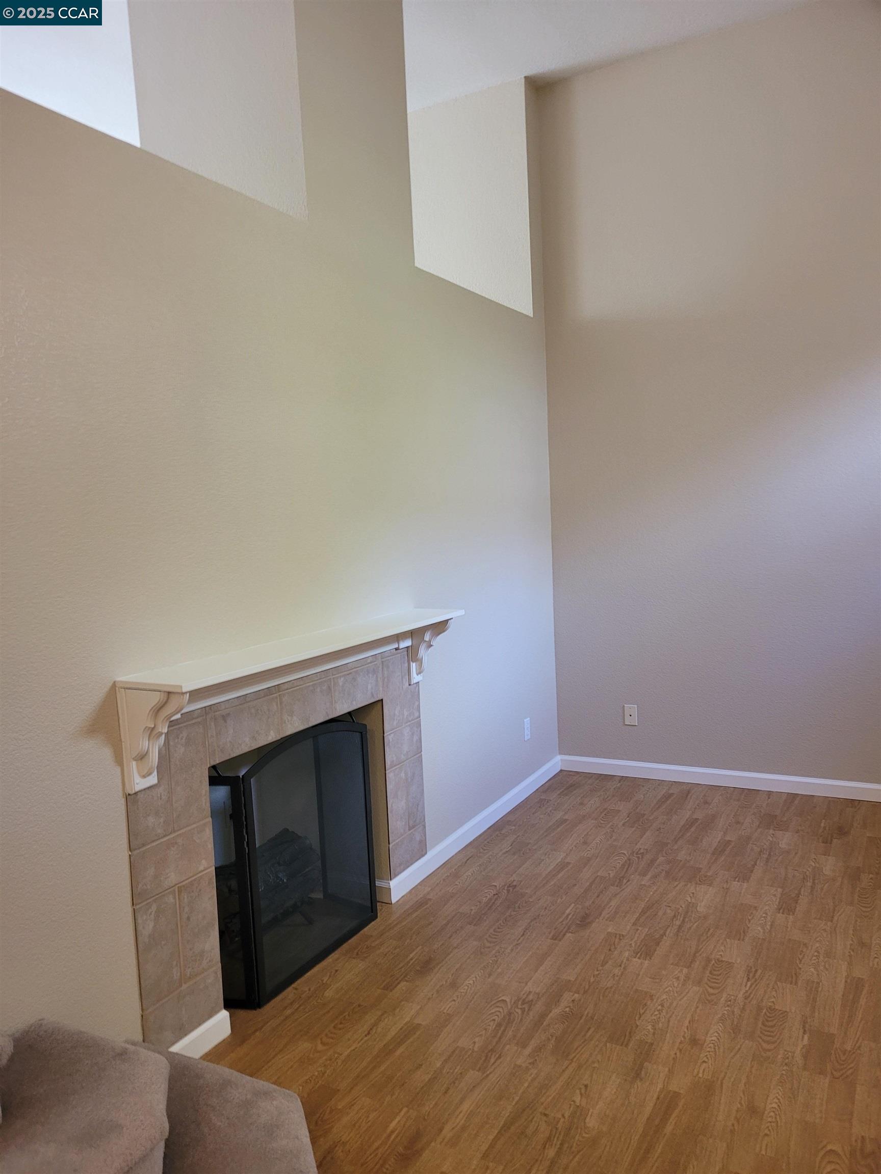 Detail Gallery Image 18 of 19 For 4764 Central Pkwy, Dublin,  CA 94568 - 3 Beds | 2/1 Baths