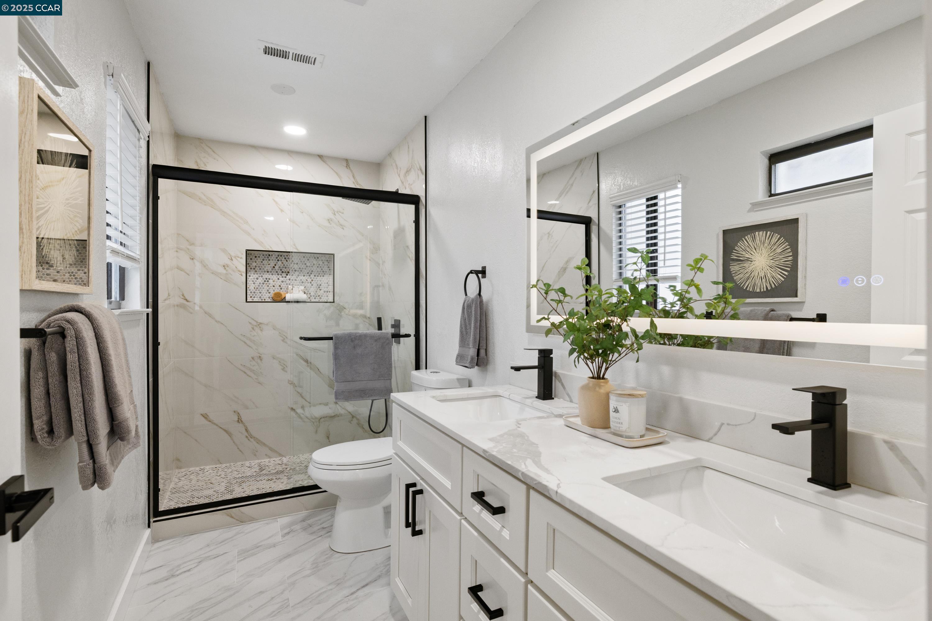 Detail Gallery Image 25 of 39 For 397 Seahorse Dr., Vallejo,  CA 94541-7165 - 4 Beds | 2/1 Baths