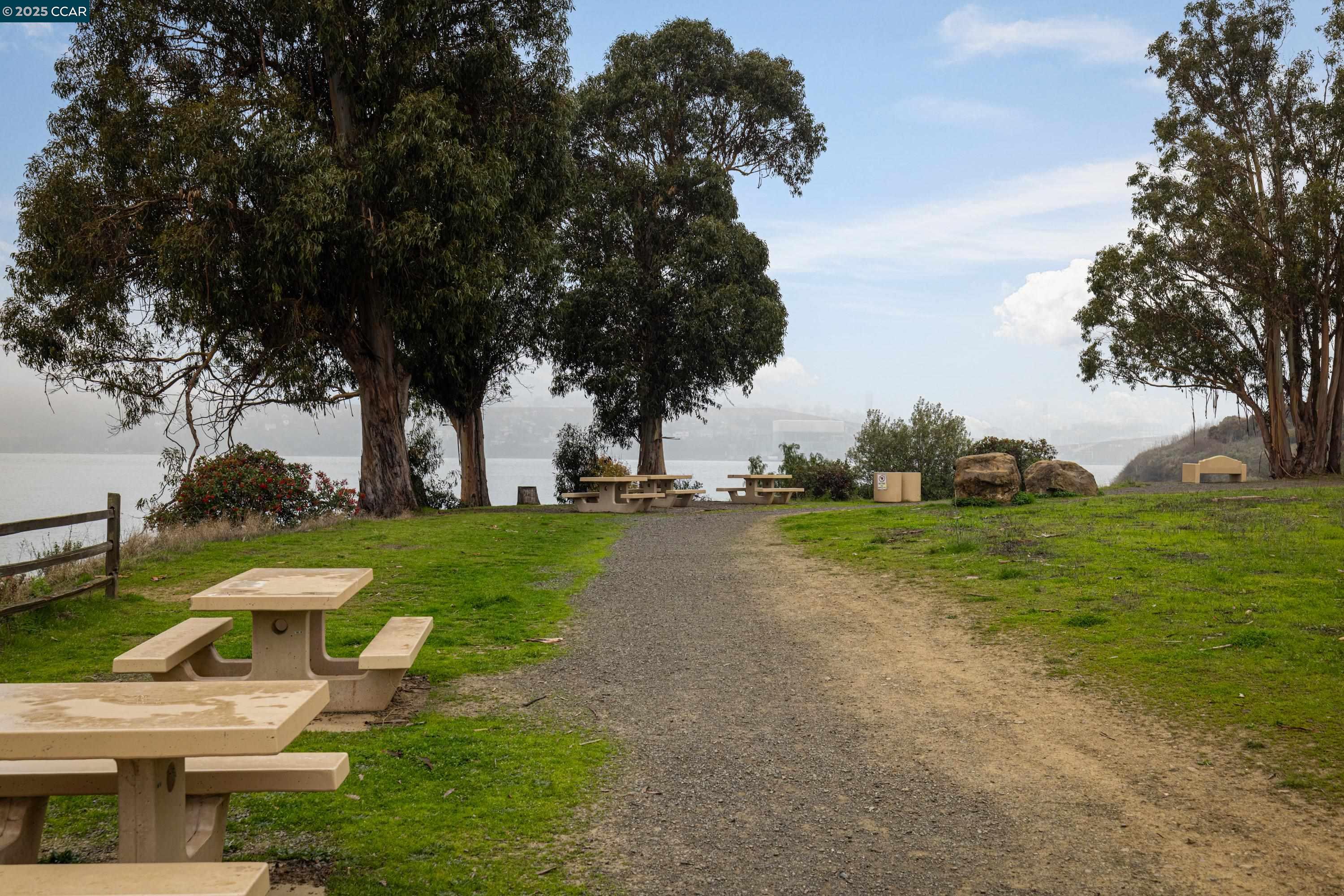 Detail Gallery Image 36 of 39 For 397 Seahorse Dr., Vallejo,  CA 94541-7165 - 4 Beds | 2/1 Baths