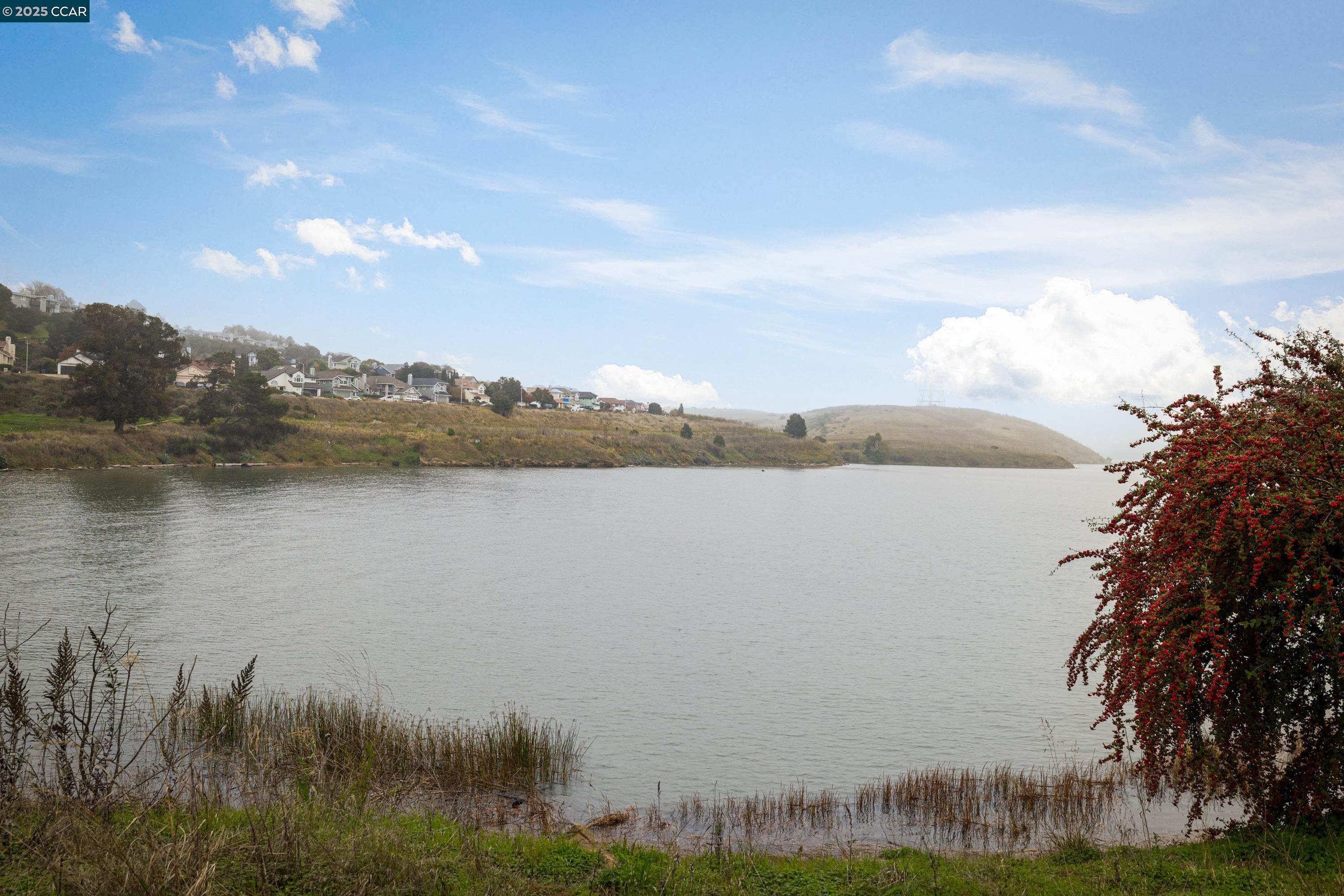 Detail Gallery Image 38 of 39 For 397 Seahorse Dr., Vallejo,  CA 94541-7165 - 4 Beds | 2/1 Baths