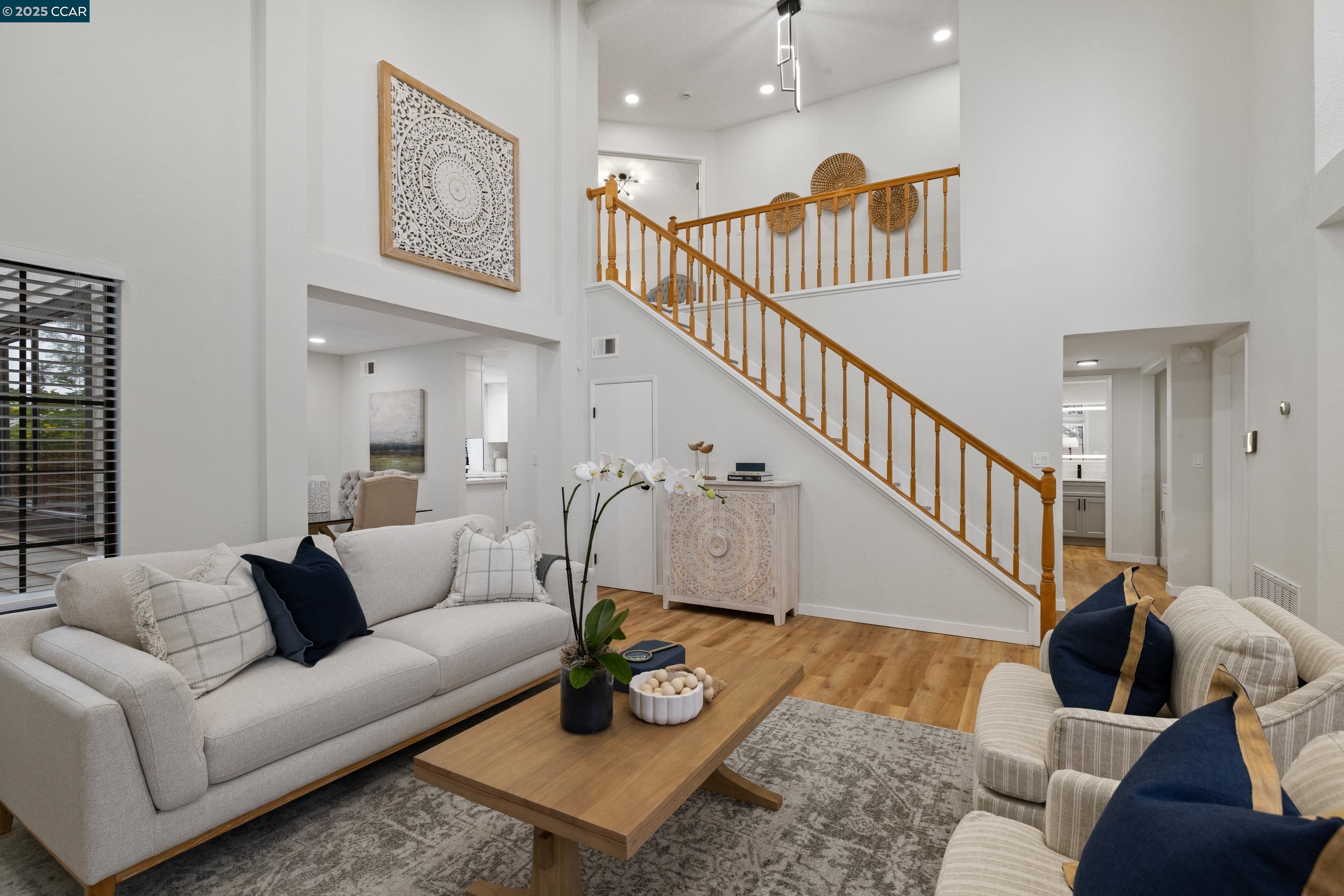 Detail Gallery Image 8 of 39 For 397 Seahorse Dr., Vallejo,  CA 94541-7165 - 4 Beds | 2/1 Baths