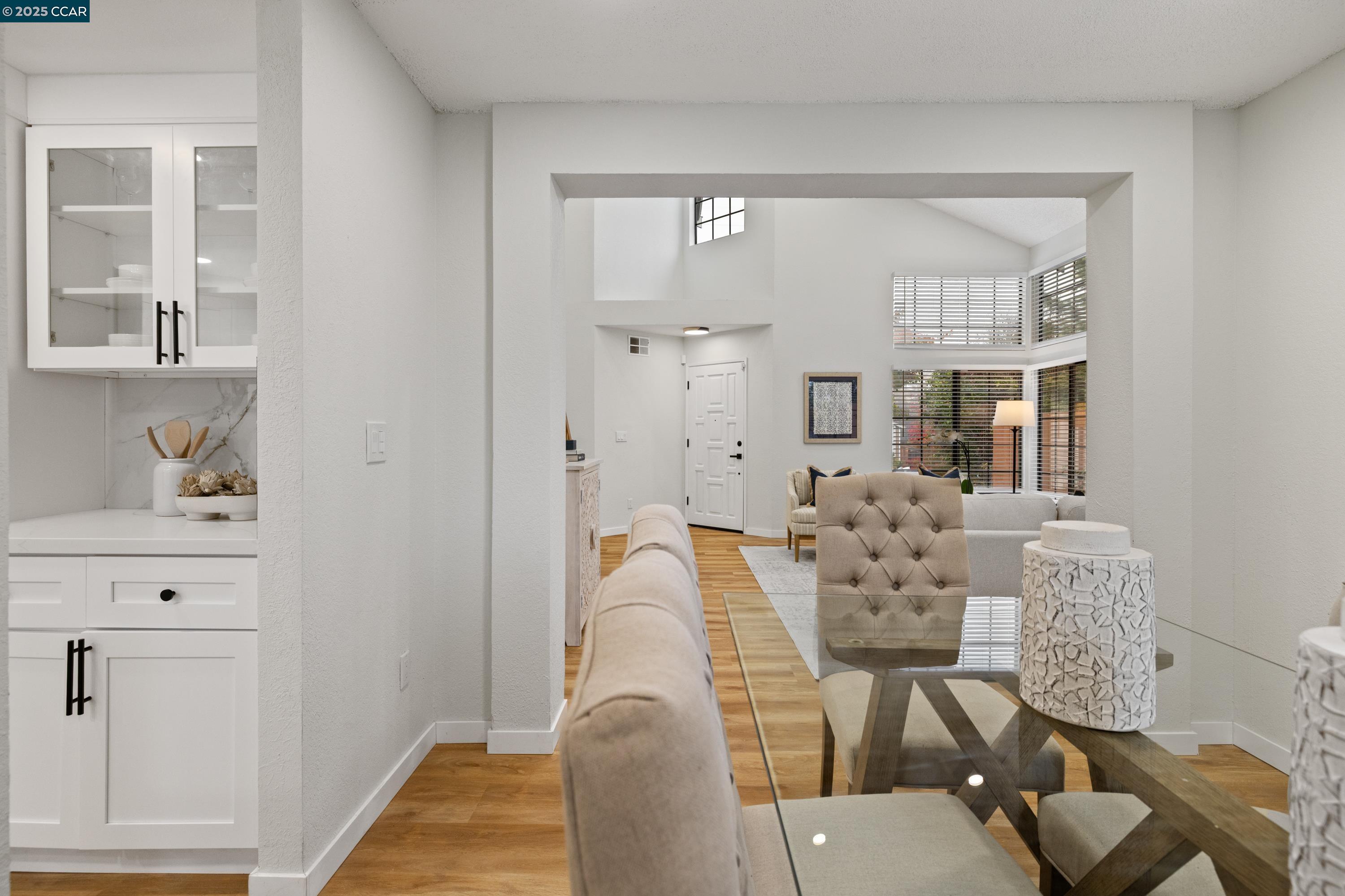 Detail Gallery Image 10 of 39 For 397 Seahorse Dr., Vallejo,  CA 94541-7165 - 4 Beds | 2/1 Baths