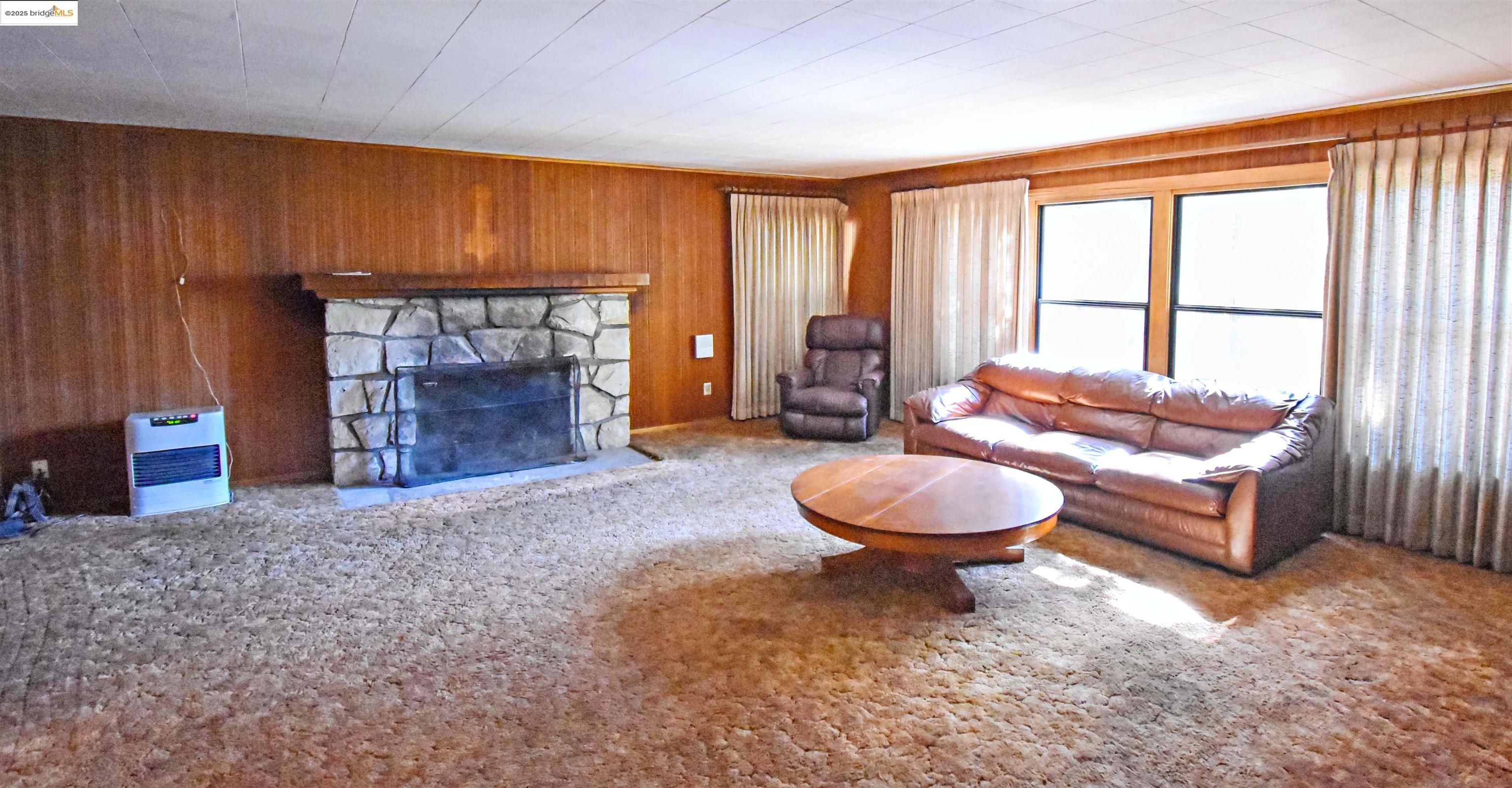 Detail Gallery Image 12 of 60 For 31920 State Highway 108, Strawberry,  CA 95375-0000 - 3 Beds | 2 Baths