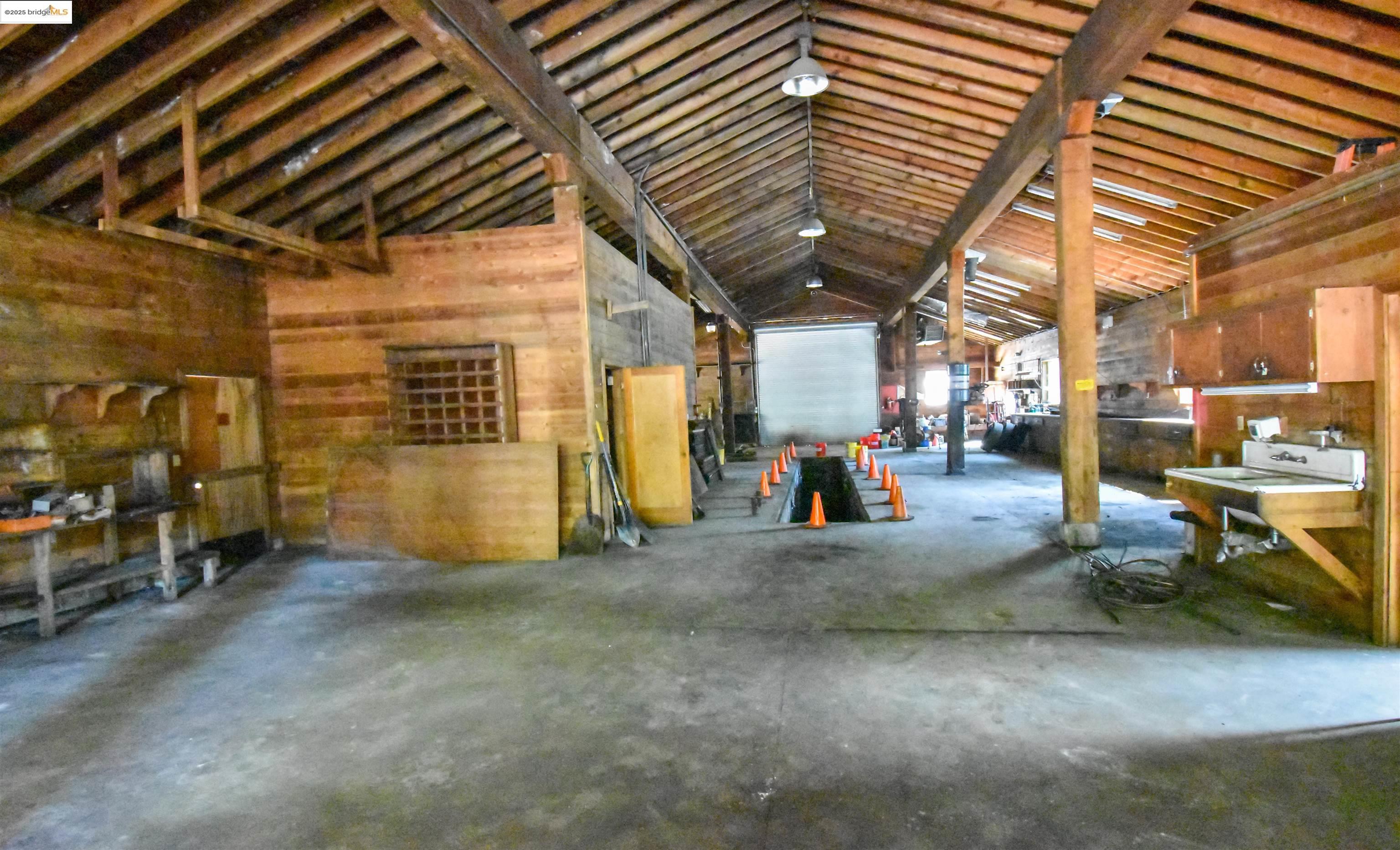 Detail Gallery Image 51 of 60 For 31920 State Highway 108, Strawberry,  CA 95375-0000 - 3 Beds | 2 Baths