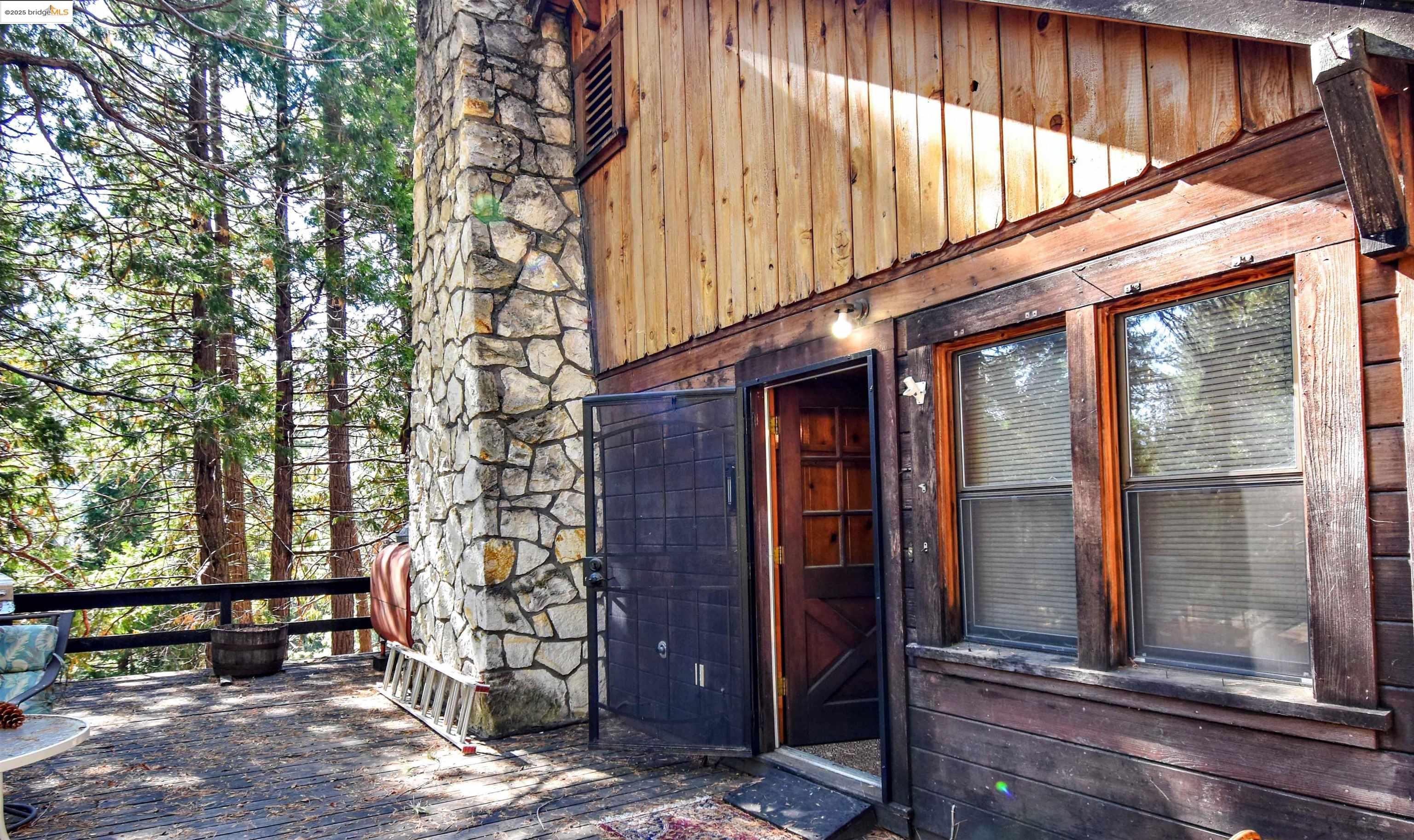 Detail Gallery Image 7 of 60 For 31920 State Highway 108, Strawberry,  CA 95375-0000 - 3 Beds | 2 Baths