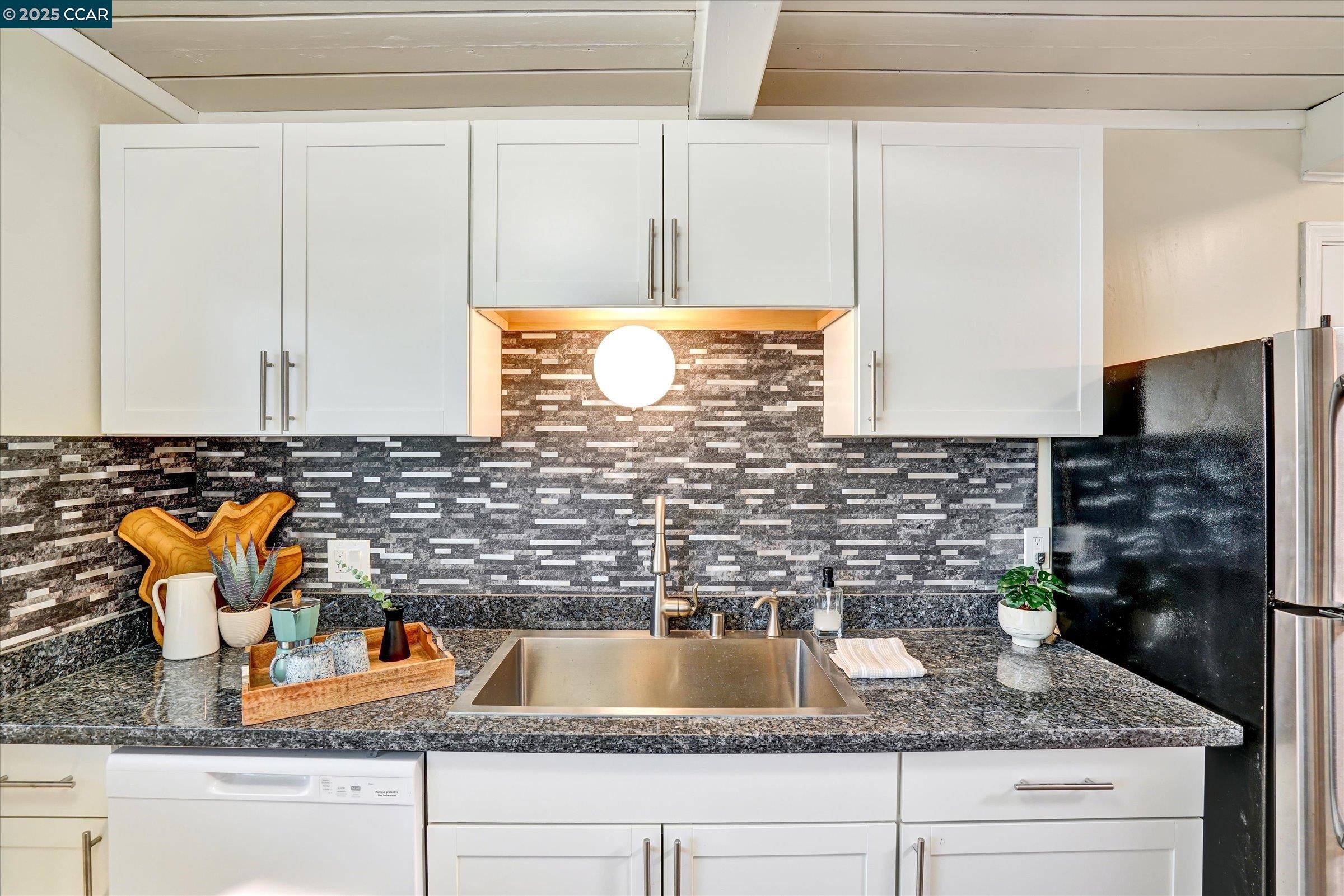 Detail Gallery Image 16 of 56 For 137 Diablo Ct, Pleasant Hill,  CA 94523 - 3 Beds | 1 Baths