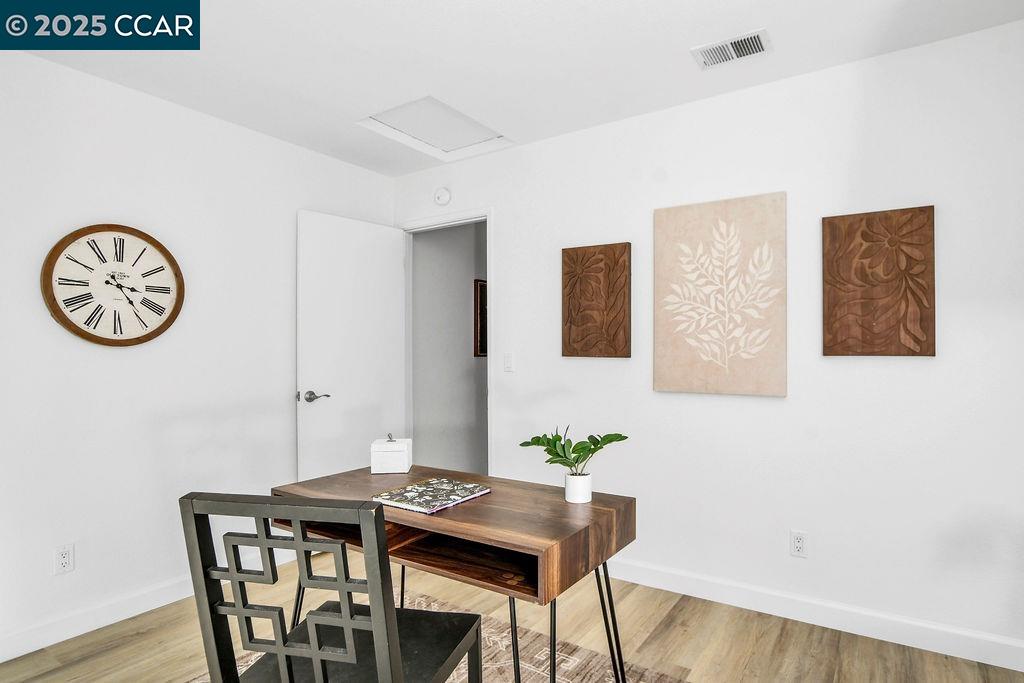 Detail Gallery Image 26 of 33 For 2414 Heatherleaf Ln, Martinez,  CA 94553 - 3 Beds | 2 Baths