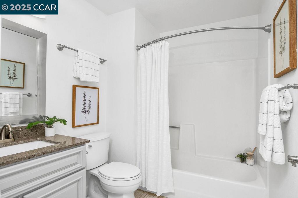 Detail Gallery Image 28 of 33 For 2414 Heatherleaf Ln, Martinez,  CA 94553 - 3 Beds | 2 Baths