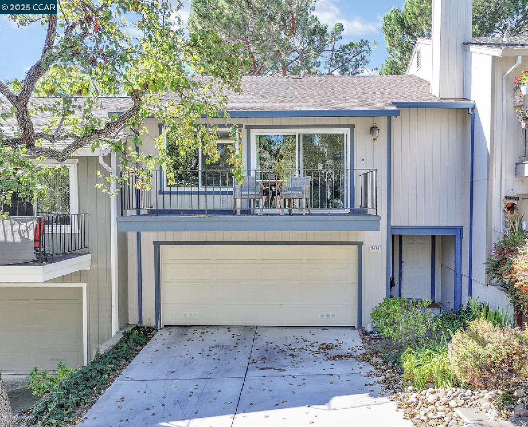 Detail Gallery Image 5 of 33 For 2414 Heatherleaf Ln, Martinez,  CA 94553 - 3 Beds | 2 Baths