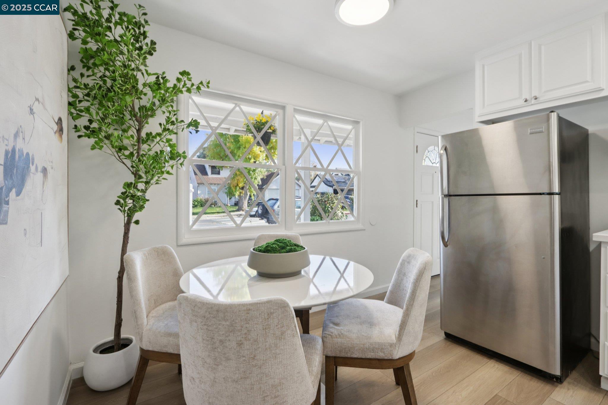 Detail Gallery Image 12 of 31 For 1467 Cape Cod Way, Concord,  CA 94521 - 4 Beds | 2 Baths