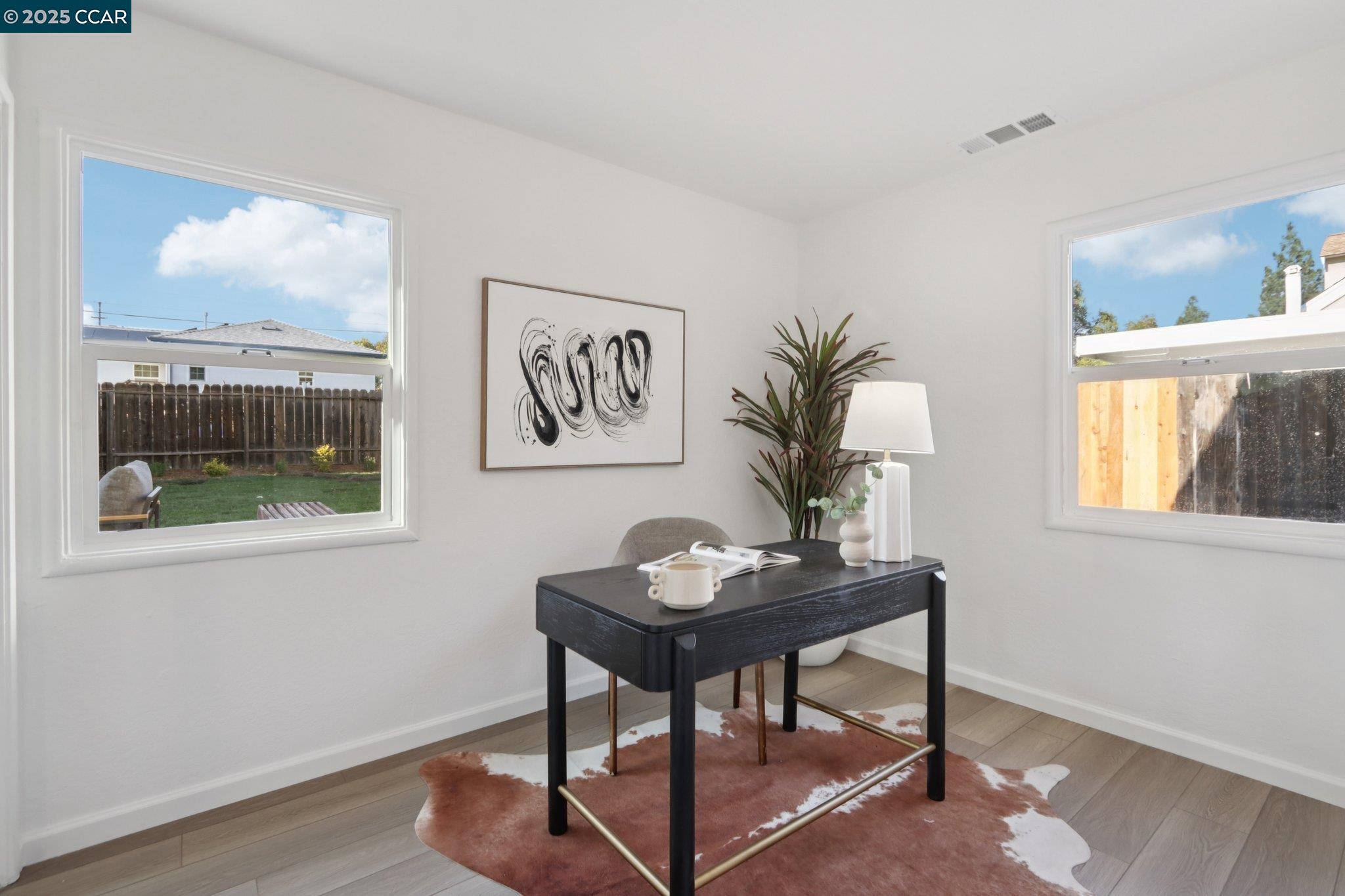 Detail Gallery Image 15 of 31 For 1467 Cape Cod Way, Concord,  CA 94521 - 4 Beds | 2 Baths