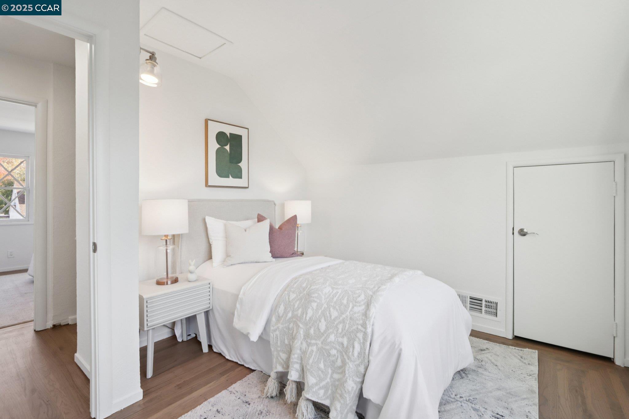 Detail Gallery Image 20 of 31 For 1467 Cape Cod Way, Concord,  CA 94521 - 4 Beds | 2 Baths