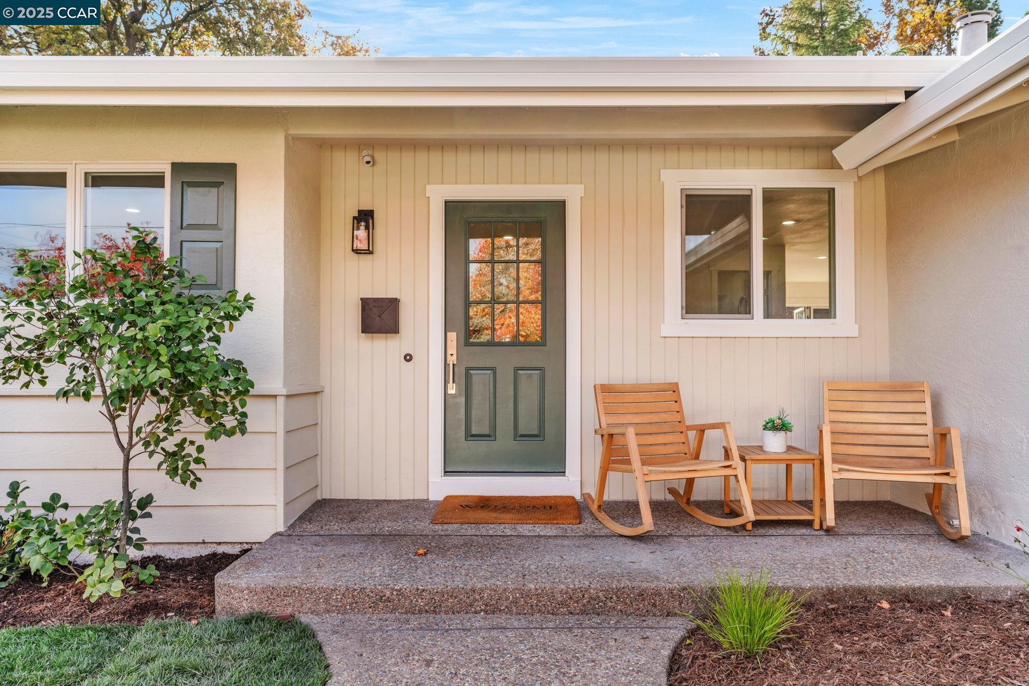 Front Image Thumbnail for CC41118856