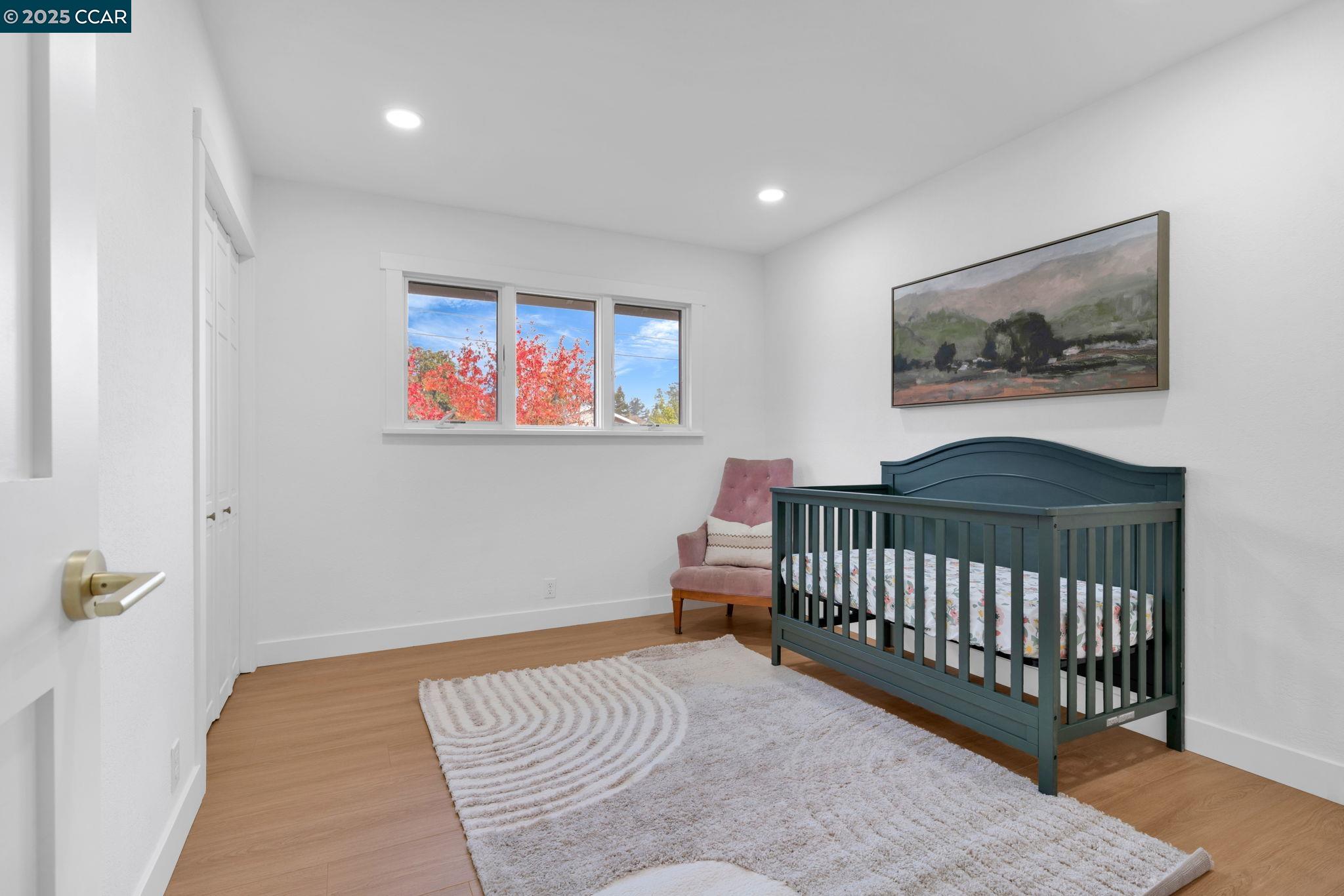 Detail Gallery Image 13 of 21 For 421 Roanoke Dr, Martinez,  CA 94553 - 3 Beds | 2 Baths